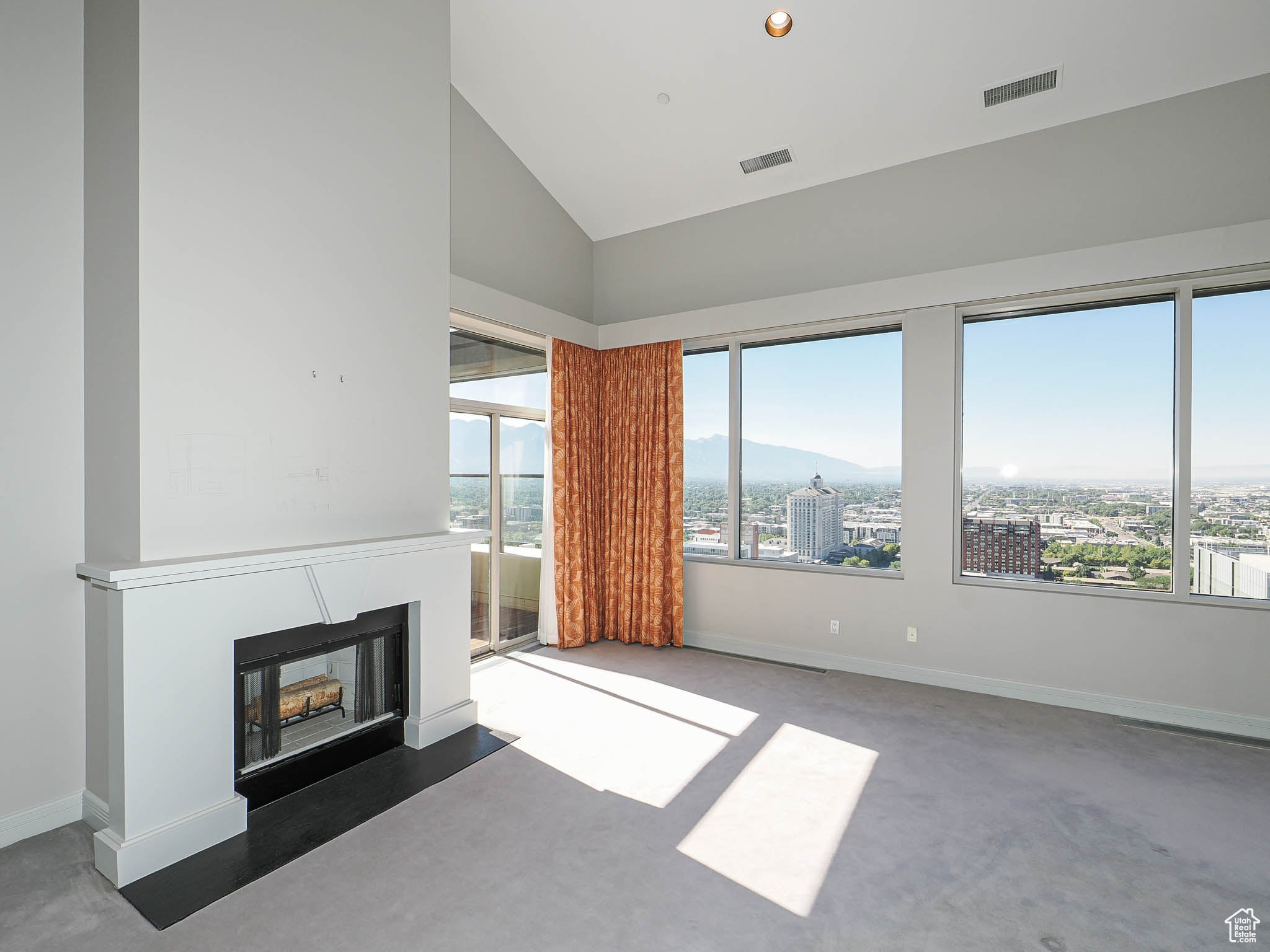 Salt Lake City, Utah, 84101, United States, 4 Bedrooms Bedrooms, ,5 BathroomsBathrooms,Residential,Active,1905069