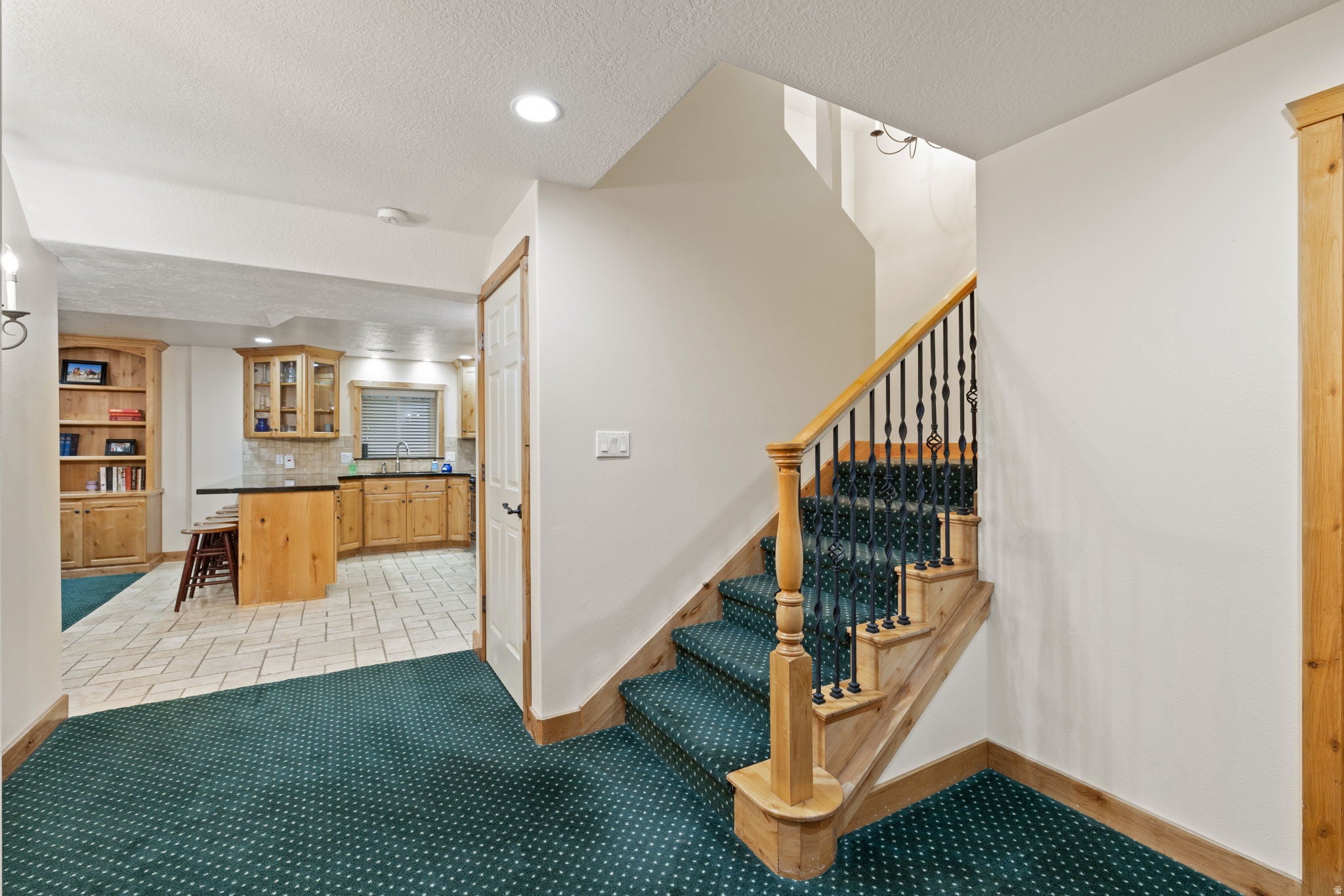 Orem, Utah, 84097, United States, 6 Bedrooms Bedrooms, ,6 BathroomsBathrooms,Residential,Active,2044198