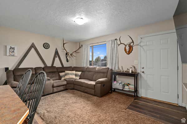 55 W 100 N, SANTAQUIN, UT 84655, photo 4 of 29