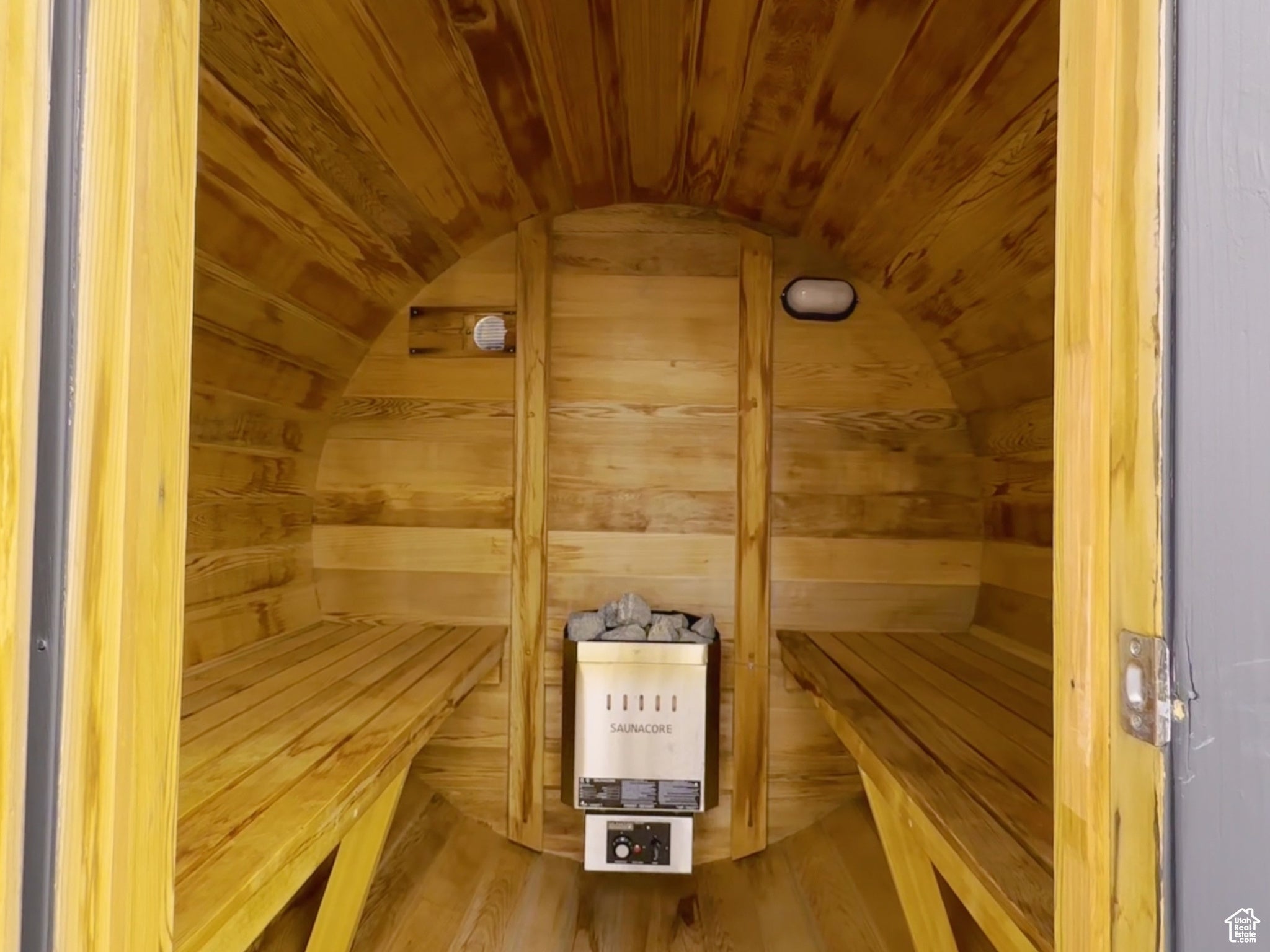 Heber City, Utah, 84032, United States, 2 Bedrooms Bedrooms, ,3 BathroomsBathrooms,Residential,Active,1753984