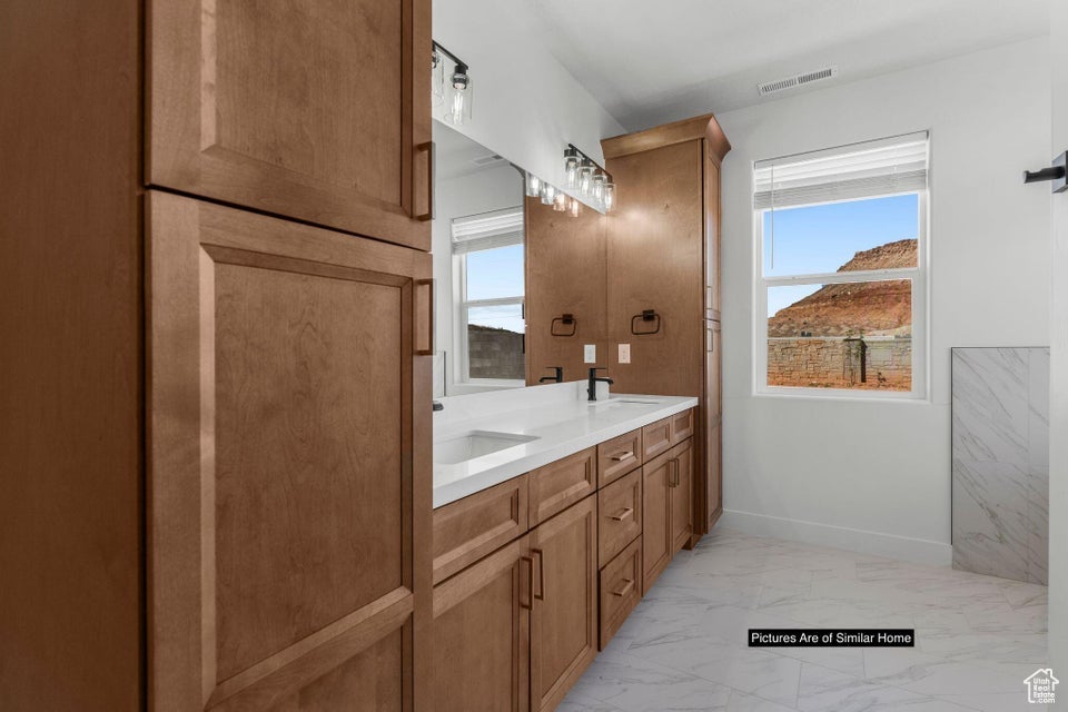 Washington, Utah, 84780, United States, 5 Bedrooms Bedrooms, ,5 BathroomsBathrooms,Residential,Active,1922338