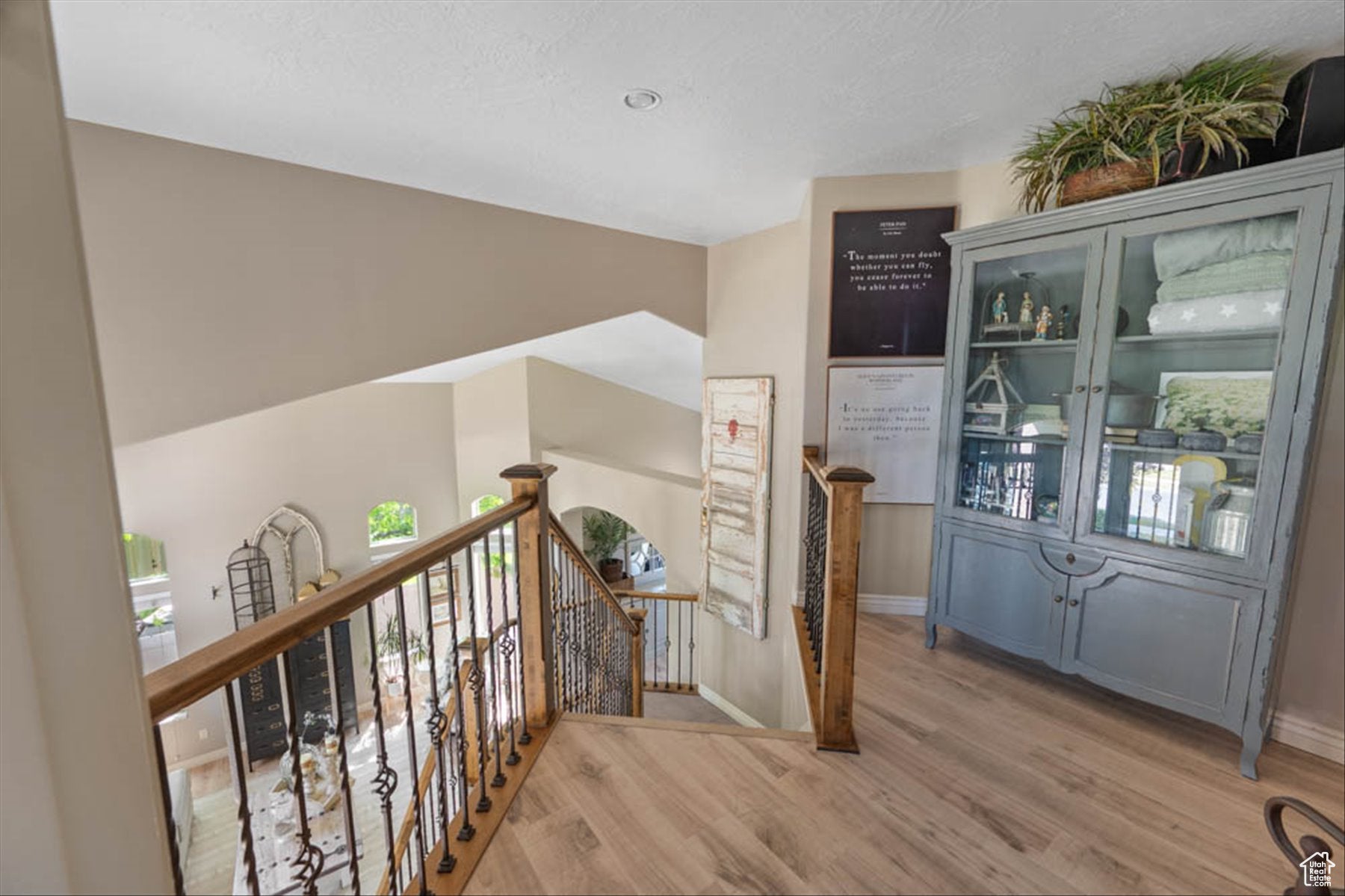 South Jordan, Utah, 84095, United States, 6 Bedrooms Bedrooms, ,4 BathroomsBathrooms,Residential,Active,1876871