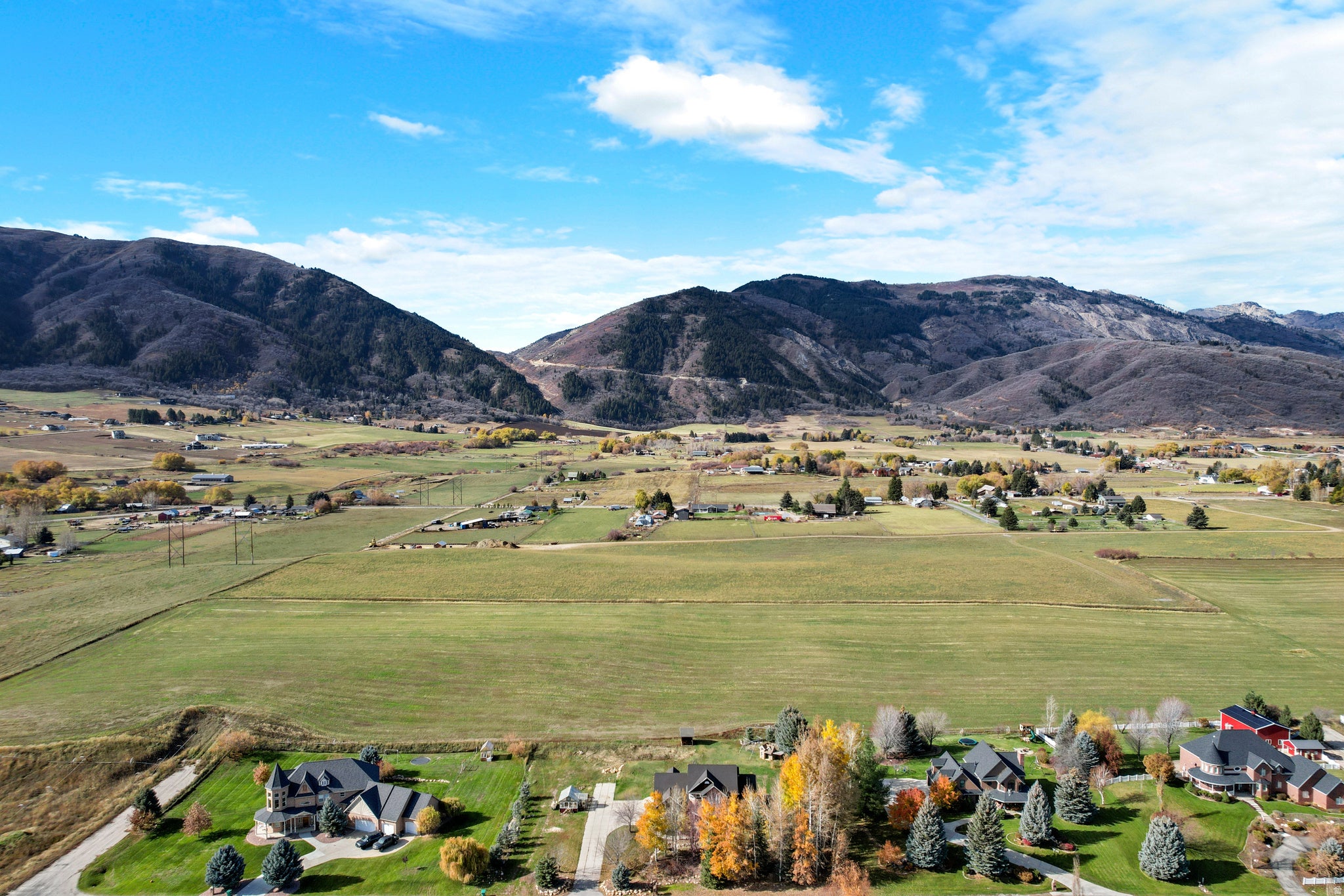 Eden, Utah, 84310, United States, 4 Bedrooms Bedrooms, ,4 BathroomsBathrooms,Residential,Active,1986862