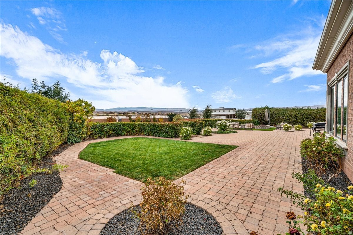 St. George, Utah, 84790, United States, 5 Bedrooms Bedrooms, ,6 BathroomsBathrooms,Residential,Active,1993955