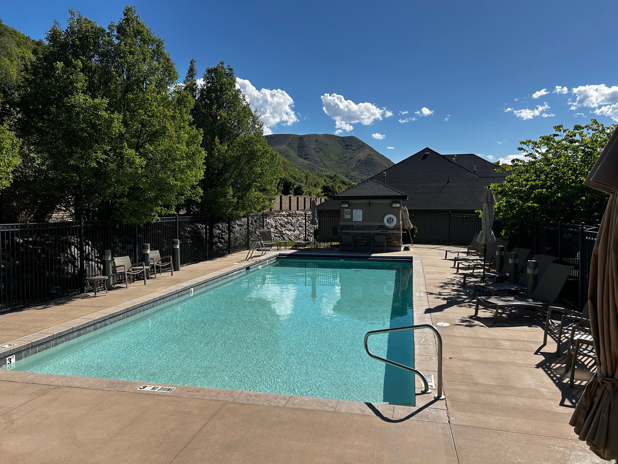 Draper, Utah, 84020, United States, 4 Bedrooms Bedrooms, ,3 BathroomsBathrooms,Residential,Active,2017449