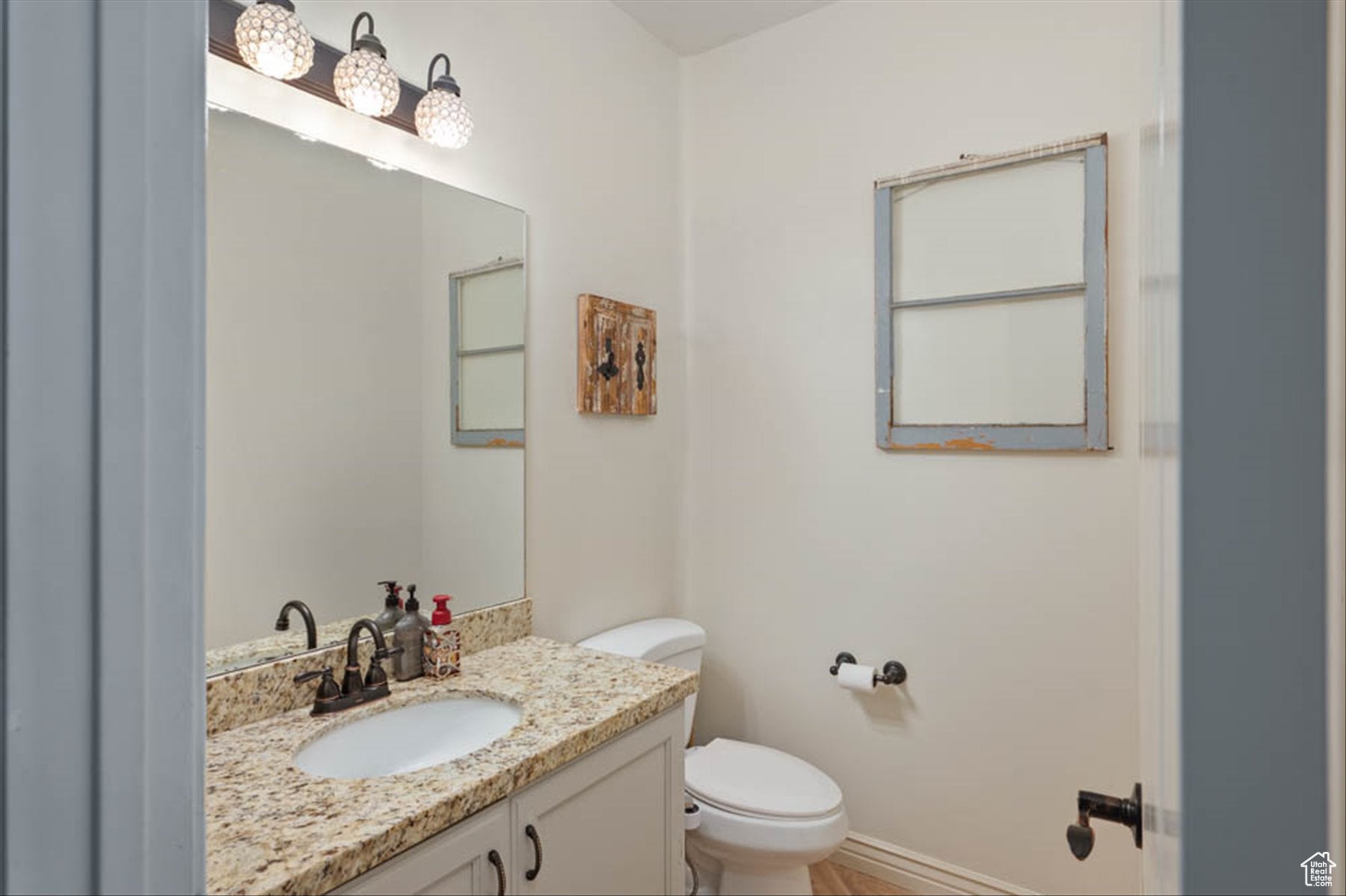 South Jordan, Utah, 84095, United States, 6 Bedrooms Bedrooms, ,4 BathroomsBathrooms,Residential,Active,1876871