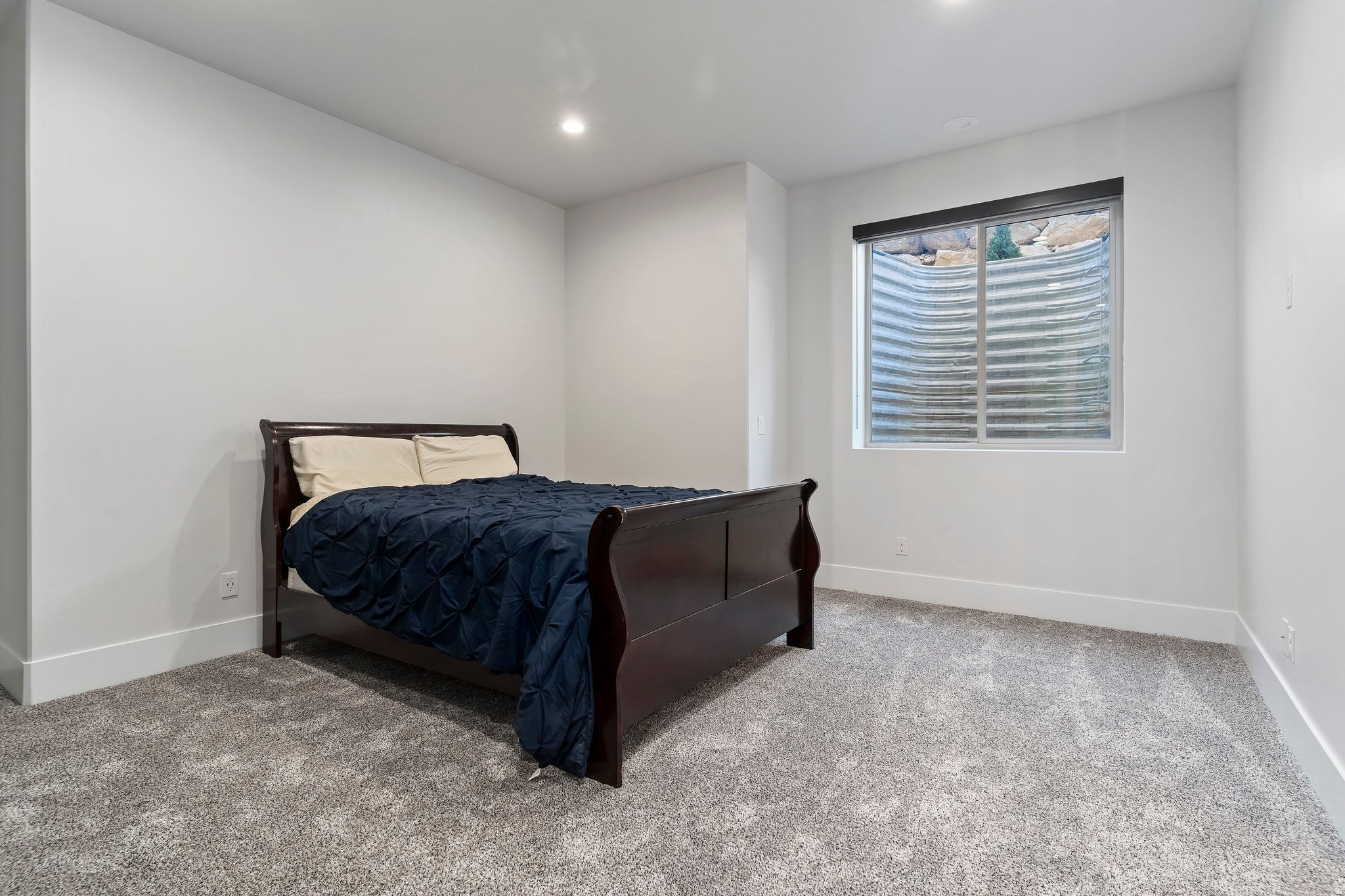 North Ogden, Utah, 84414, United States, 5 Bedrooms Bedrooms, ,5 BathroomsBathrooms,Residential,Active,1997557