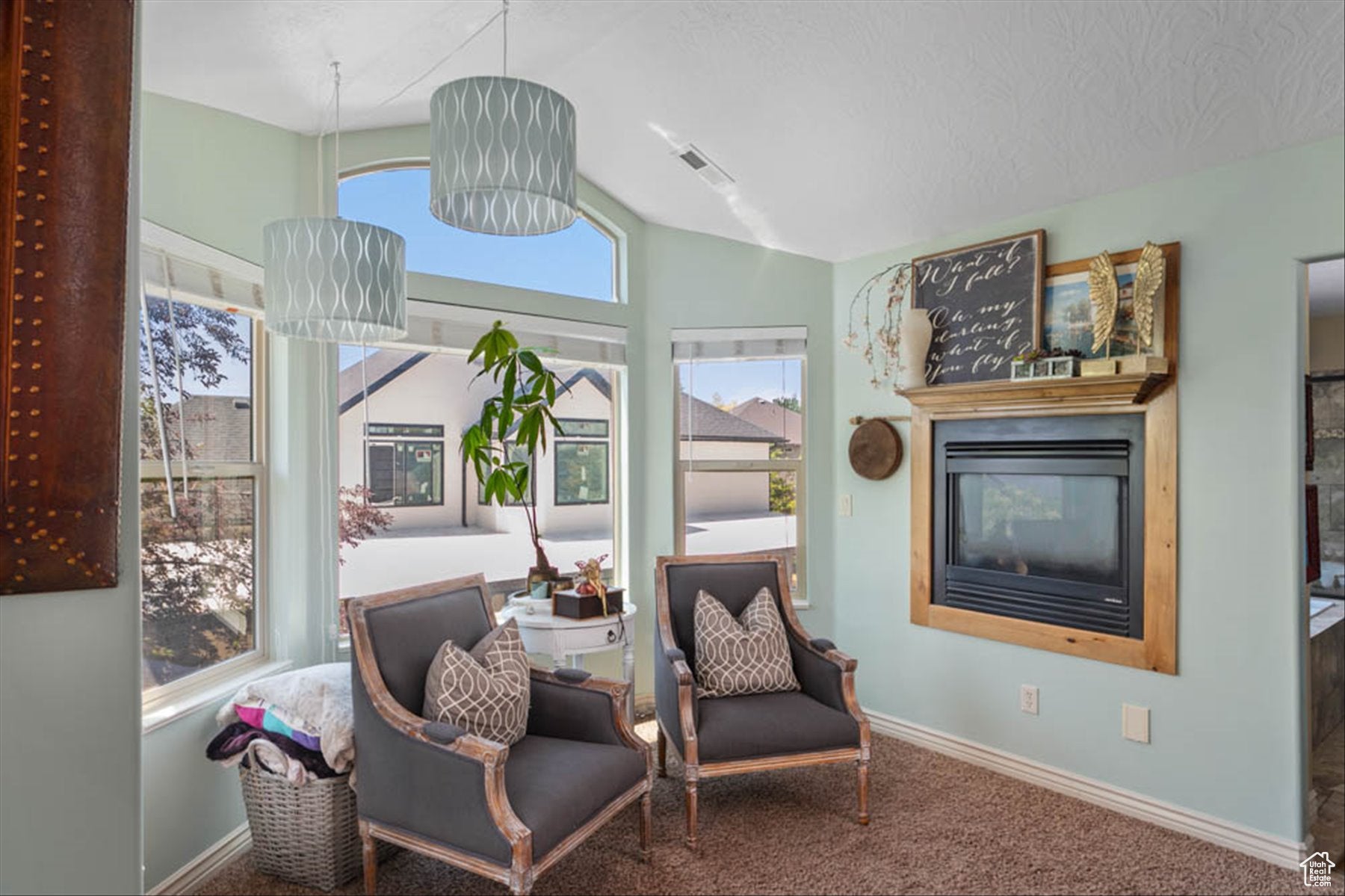 South Jordan, Utah, 84095, United States, 6 Bedrooms Bedrooms, ,4 BathroomsBathrooms,Residential,Active,1876871