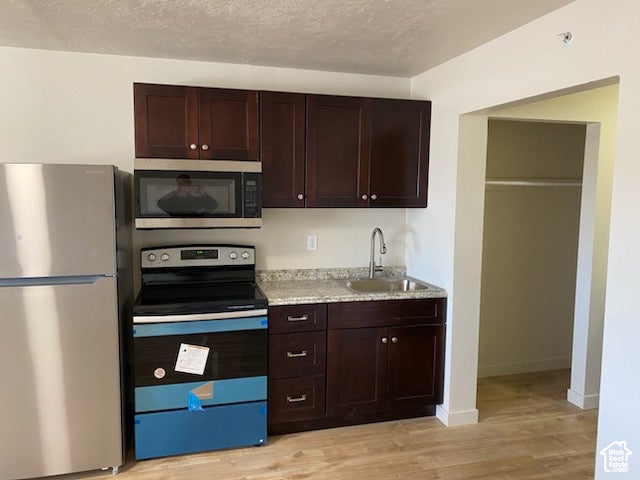 Green River, Utah, 84525, United States, 17 Bedrooms Bedrooms, ,17 BathroomsBathrooms,Residential,Active,1843846