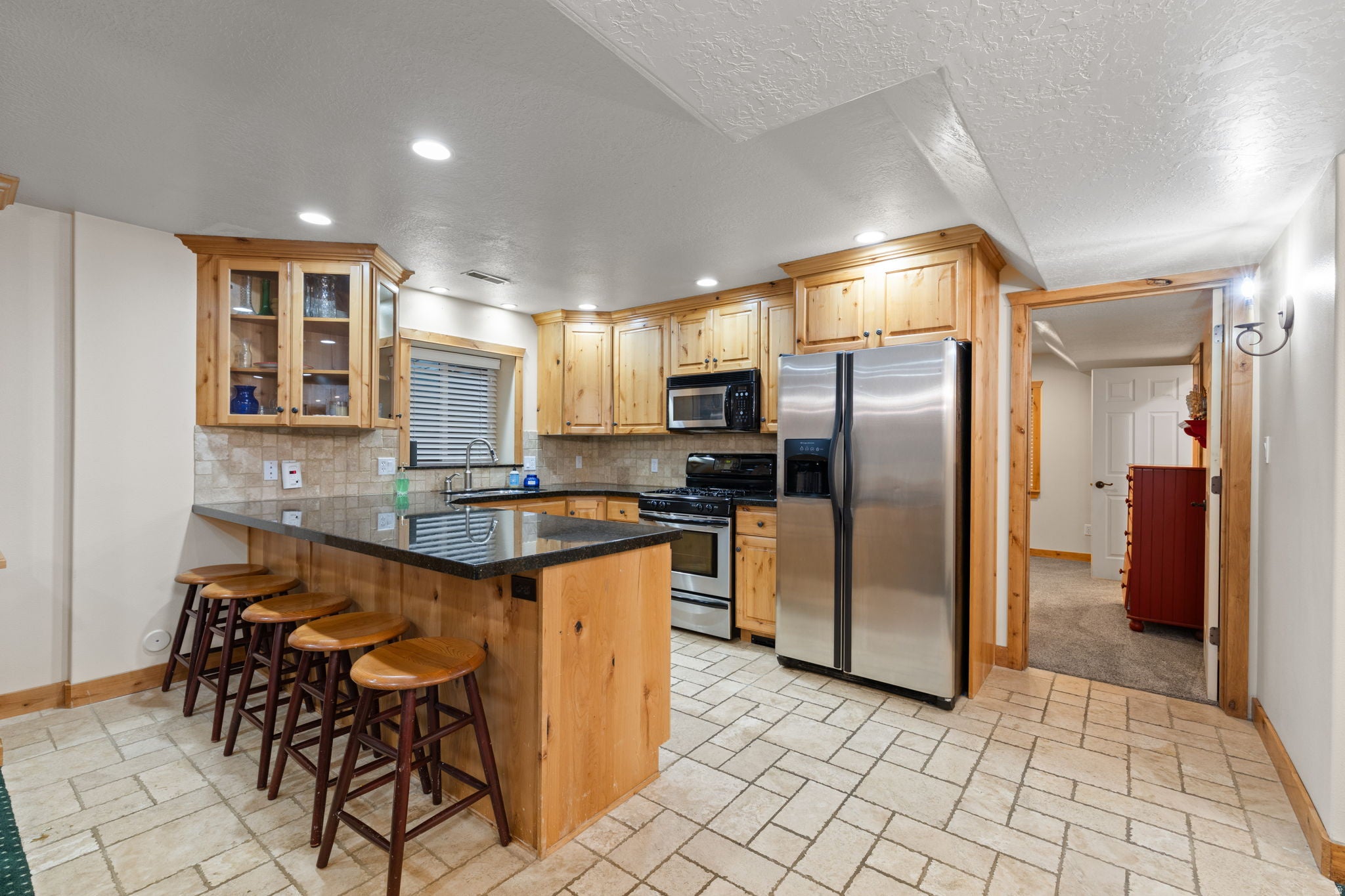 Orem, Utah, 84097, United States, 6 Bedrooms Bedrooms, ,6 BathroomsBathrooms,Residential,Active,2044198