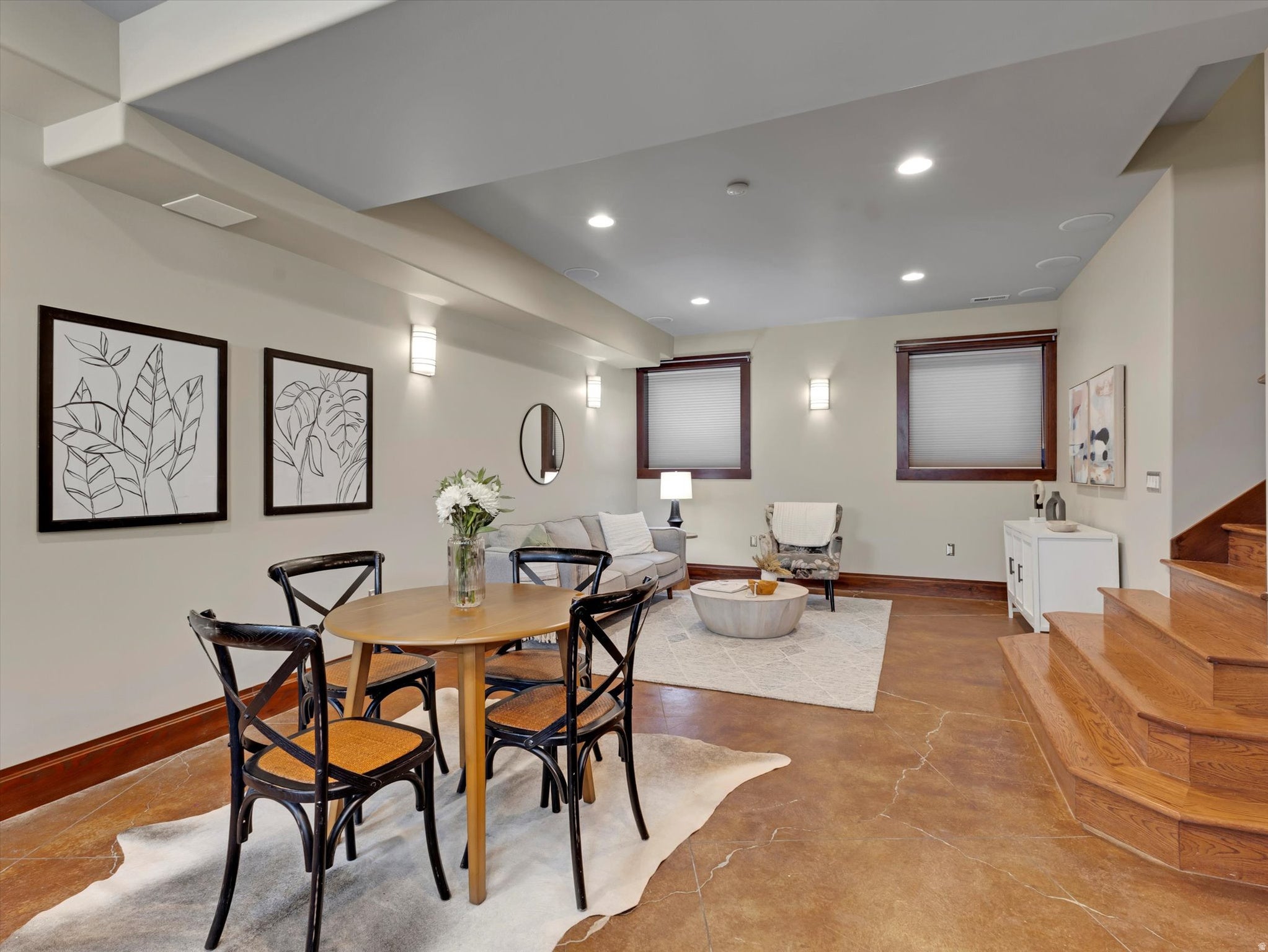 Salt Lake City, Utah, 84105, United States, 6 Bedrooms Bedrooms, ,4 BathroomsBathrooms,Residential,Active,2017445