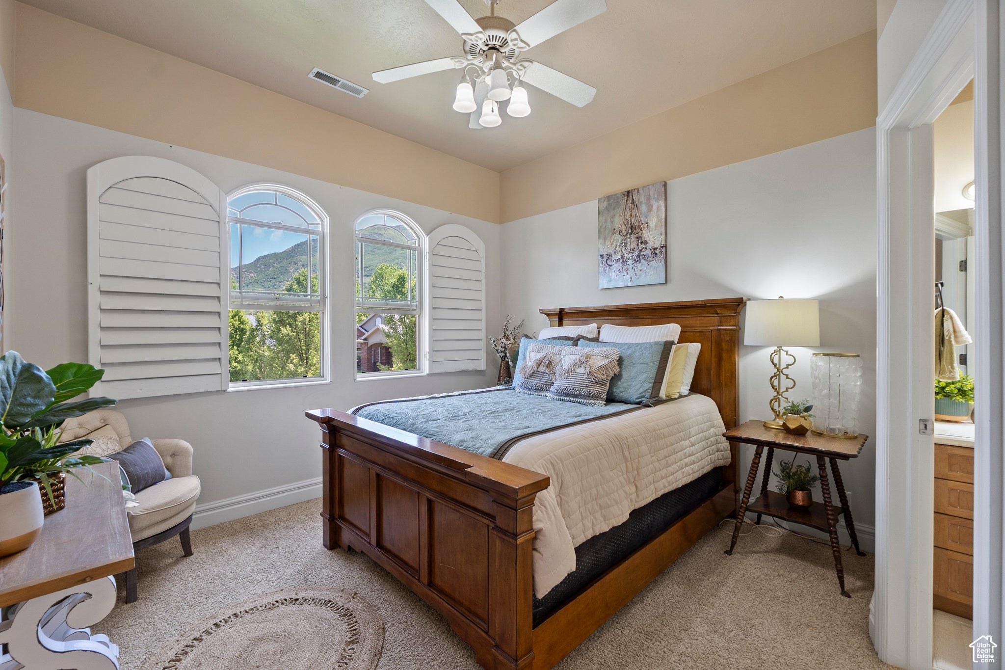South Weber, Utah, 84405, United States, ,6 BathroomsBathrooms,Residential,Active,1843847