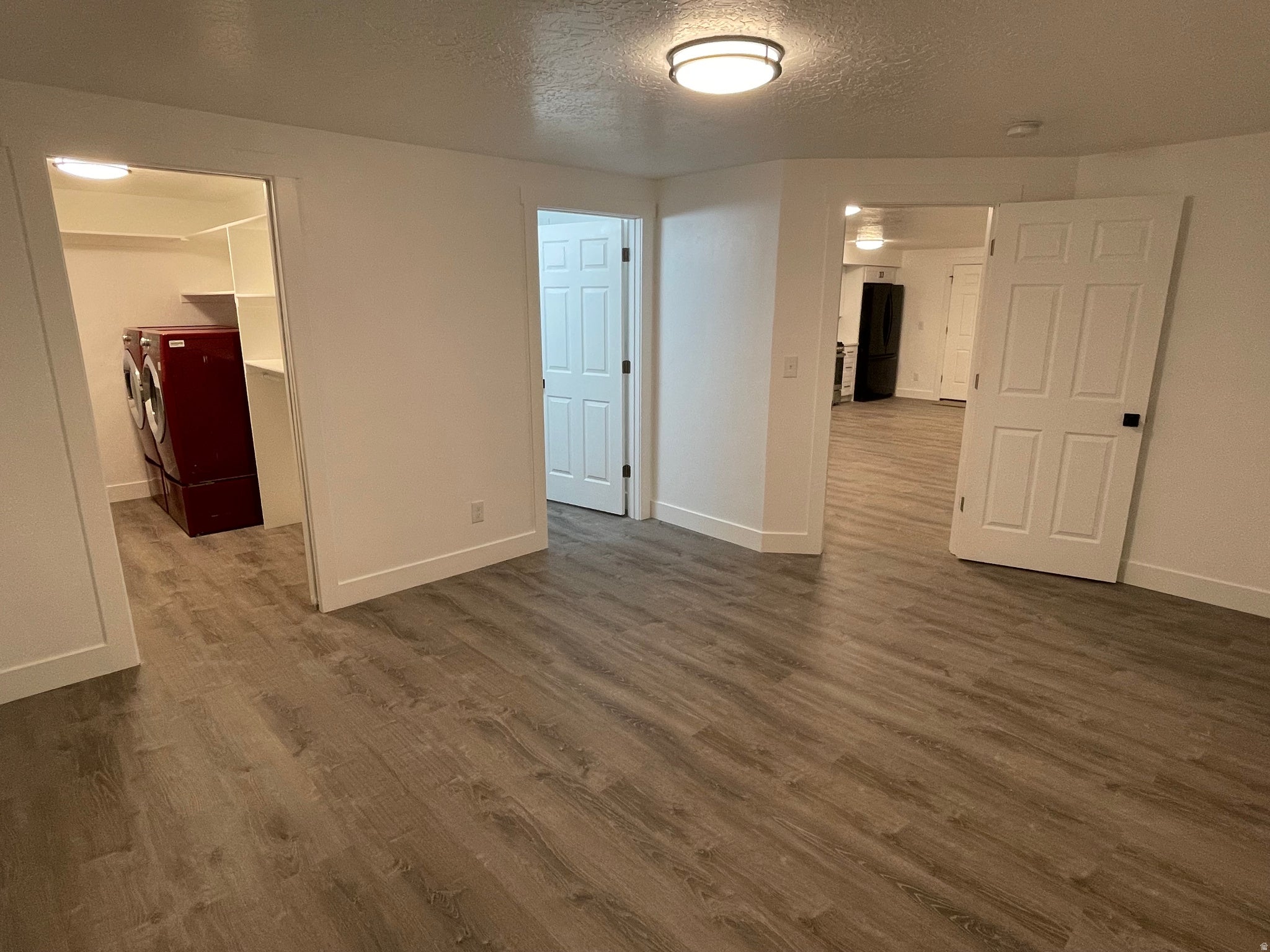 Springville, Utah, 84663, United States, 7 Bedrooms Bedrooms, ,5 BathroomsBathrooms,Residential,Active,2006980