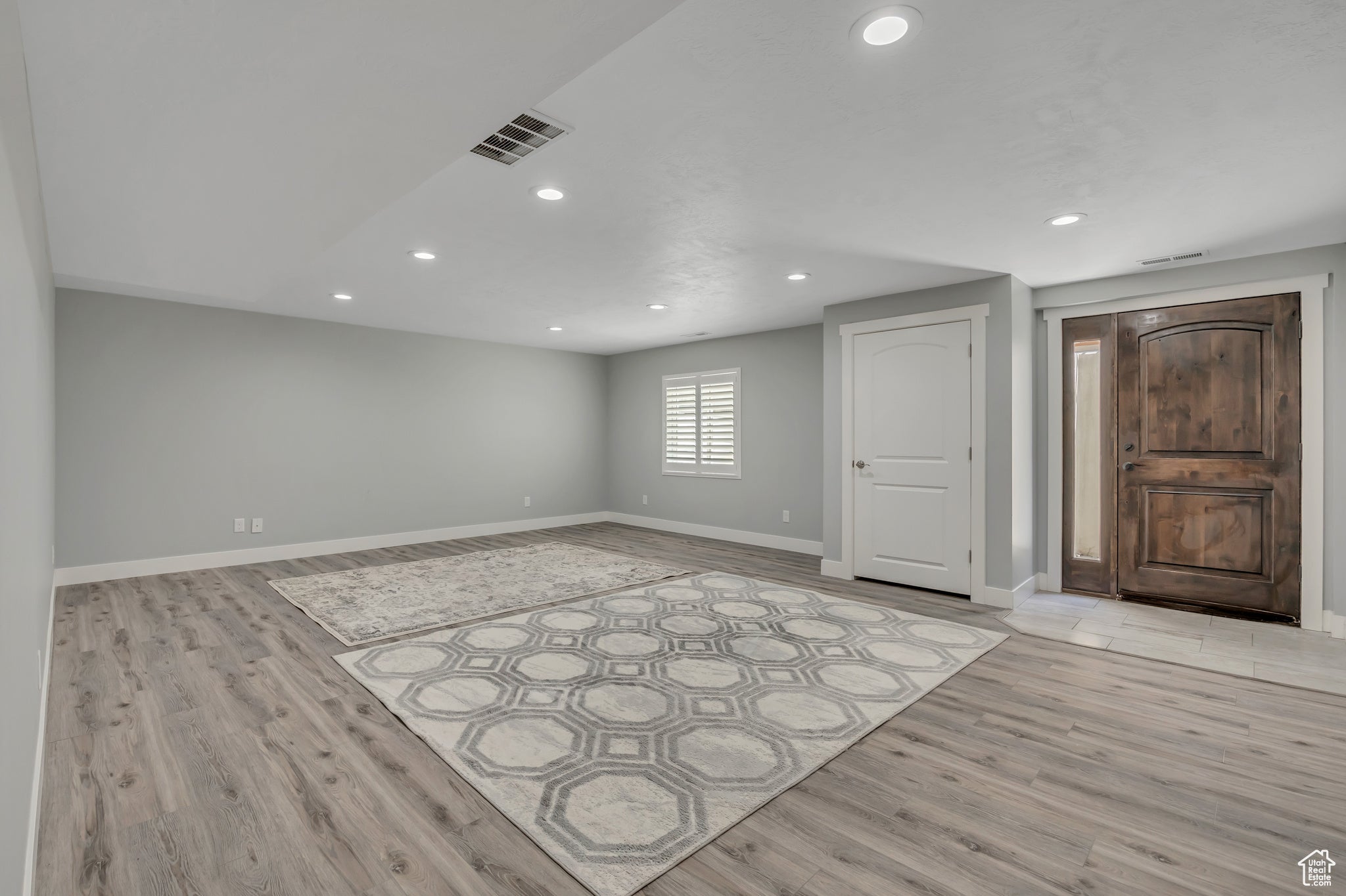 Taylorsville, Utah, 84123, United States, 7 Bedrooms Bedrooms, ,4 BathroomsBathrooms,Residential,Active,1894986