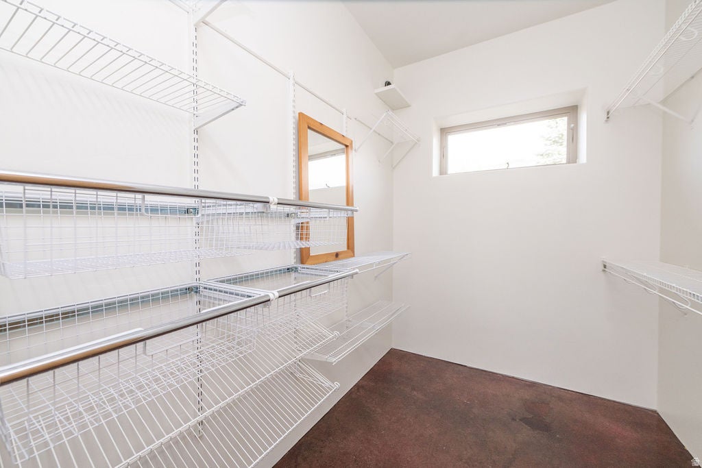 Eden, Utah, 84310, United States, 3 Bedrooms Bedrooms, ,3 BathroomsBathrooms,Residential,Active,1998572