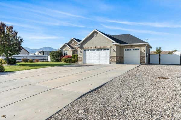 1587 E SMITHFIELD DR, EAGLE MOUNTAIN, UT 84005, photo 3 of 70