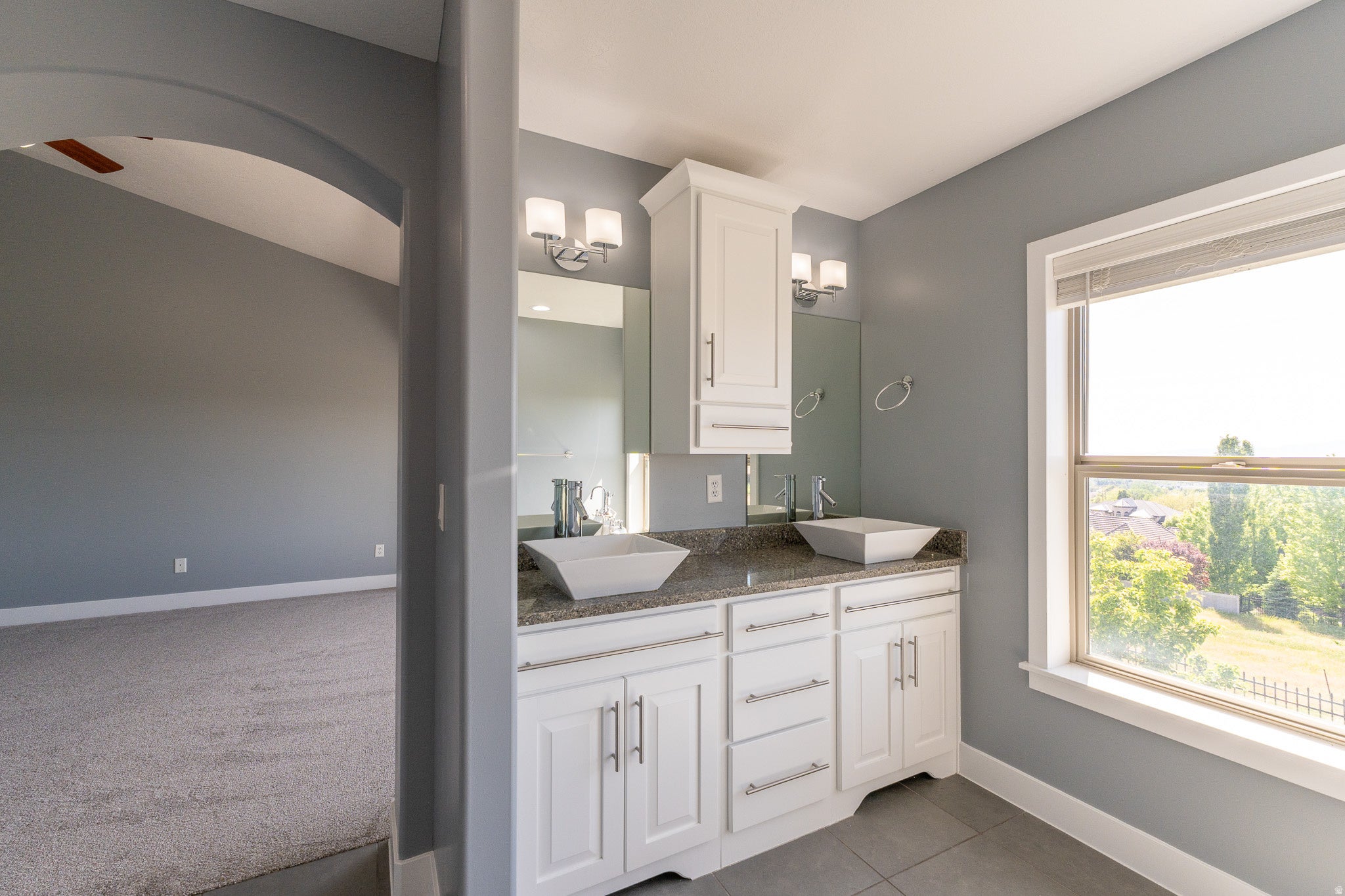 Fruit Heights, Utah, 84037, United States, 6 Bedrooms Bedrooms, ,5 BathroomsBathrooms,Residential,Active,2044980