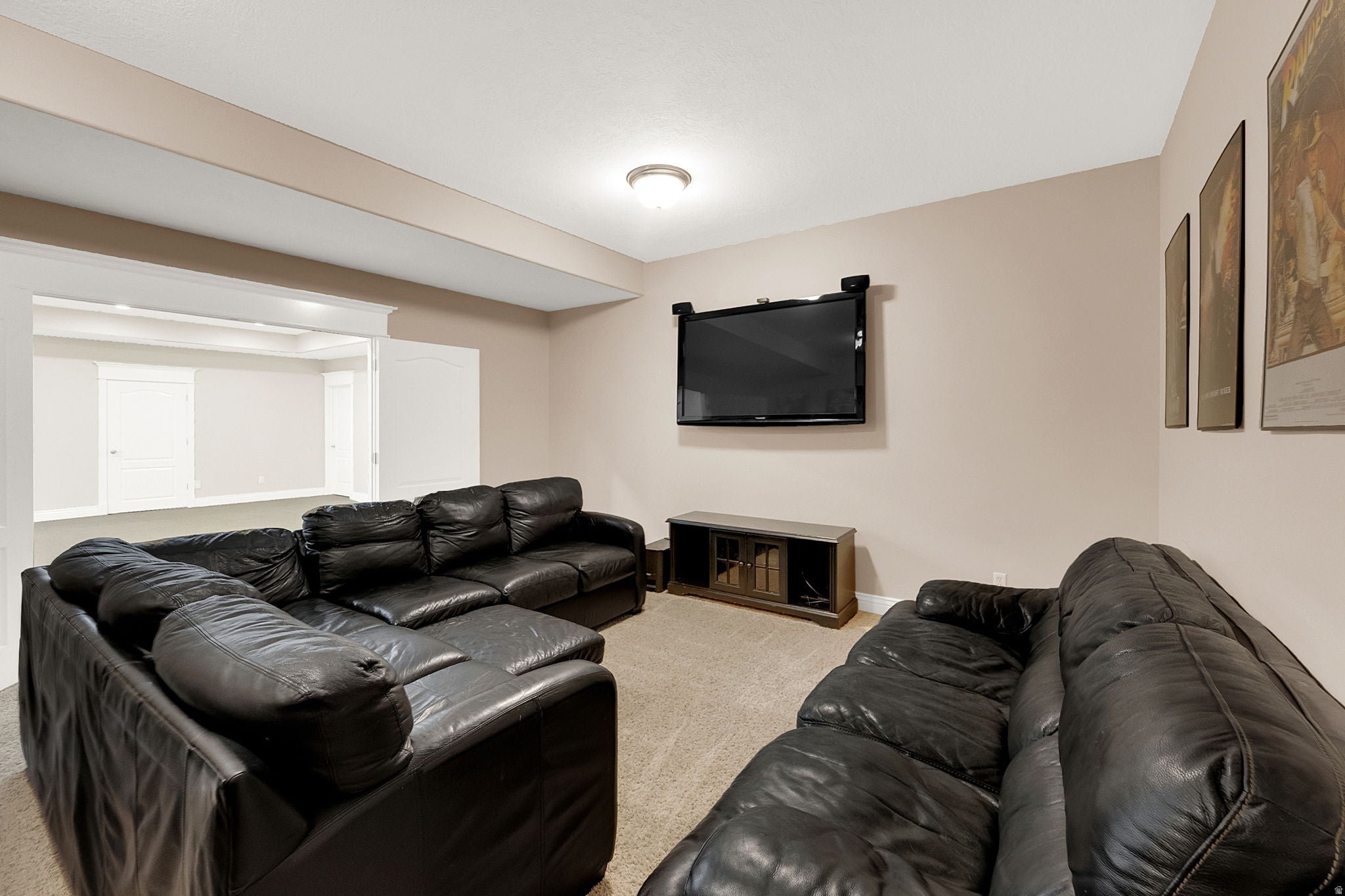 Perry, Utah, 84302, United States, 6 Bedrooms Bedrooms, ,5 BathroomsBathrooms,Residential,Active,2045022