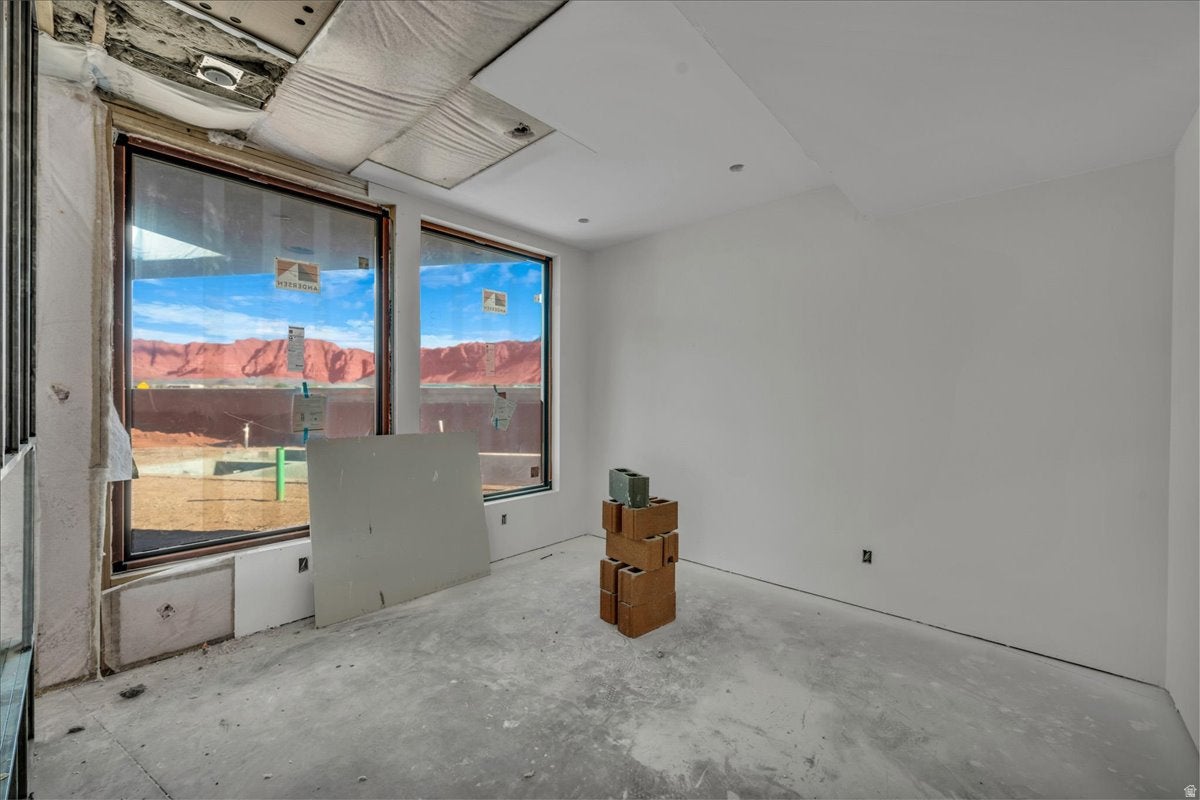 Ivins, Utah, 84738, United States, 3 Bedrooms Bedrooms, ,4 BathroomsBathrooms,Residential,Active,1986865