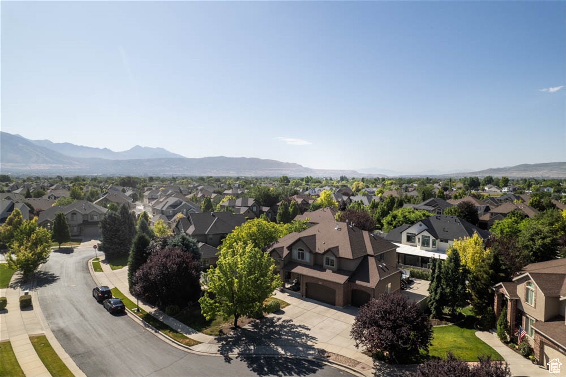 South Jordan, Utah, 84095, United States, 6 Bedrooms Bedrooms, ,4 BathroomsBathrooms,Residential,Active,1876871