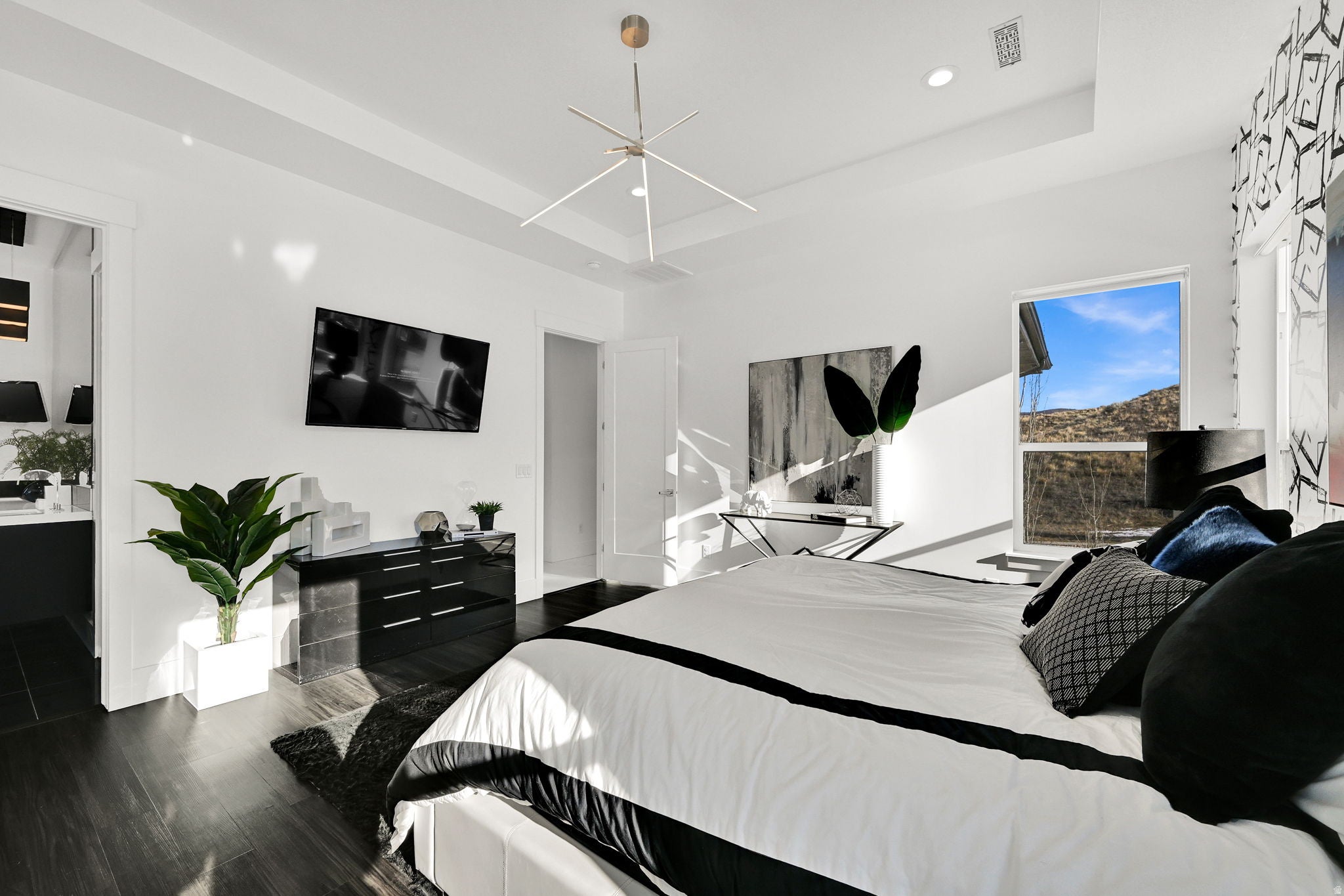 Mountain Green, Utah, 84050, United States, 5 Bedrooms Bedrooms, ,4 BathroomsBathrooms,Residential,Active,2013437