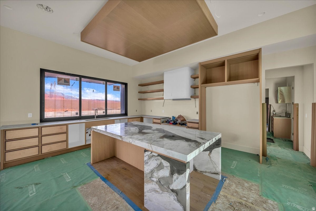 Ivins, Utah, 84738, United States, 4 Bedrooms Bedrooms, ,5 BathroomsBathrooms,Residential,Active,2052060