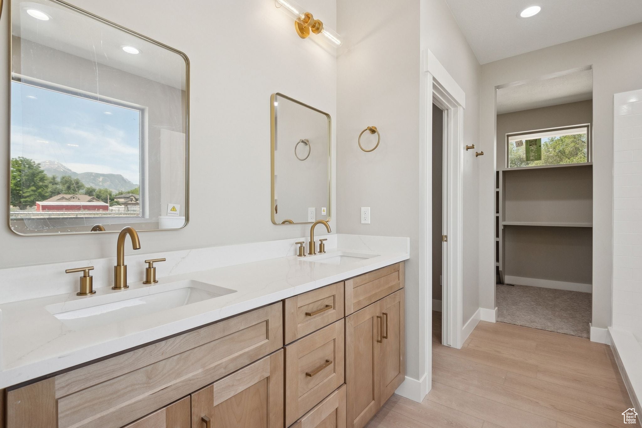 Lehi, Utah, 84043, United States, 7 Bedrooms Bedrooms, ,4 BathroomsBathrooms,Residential,Active,1849505