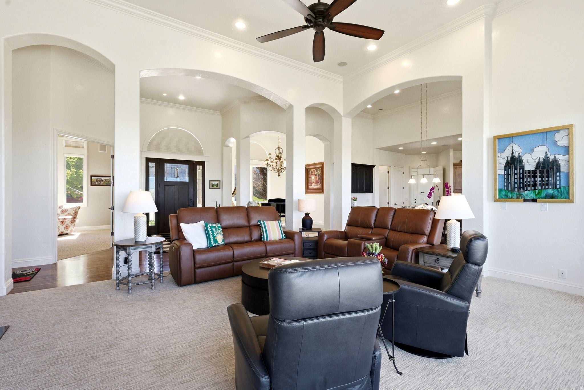 Bountiful, Utah, 84010, United States, 6 Bedrooms Bedrooms, ,6 BathroomsBathrooms,Residential,Active,2044576