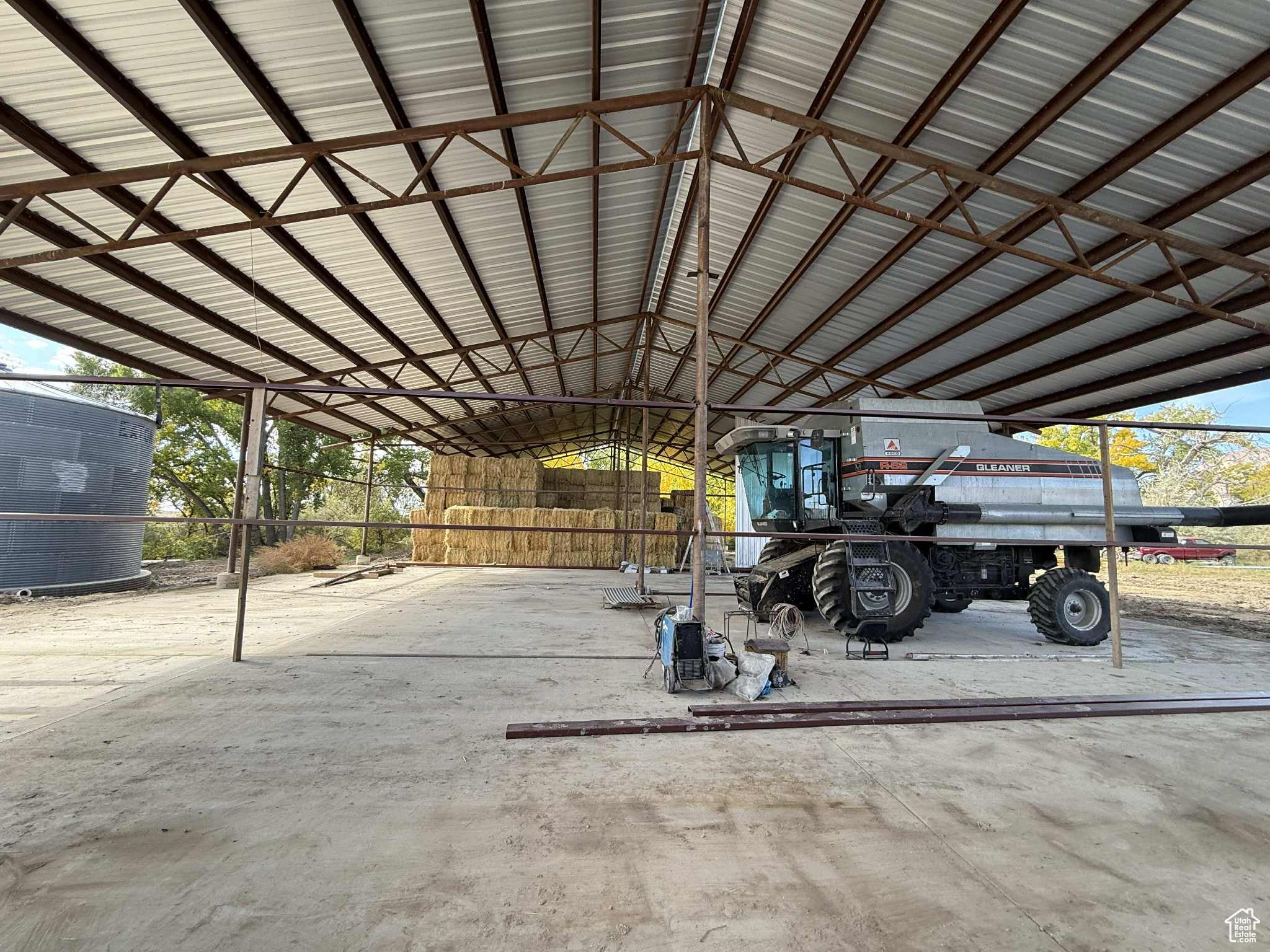 Huntington, Utah, 84528, United States, 4 Bedrooms Bedrooms, ,1 BathroomBathrooms,Residential,Active,1963255