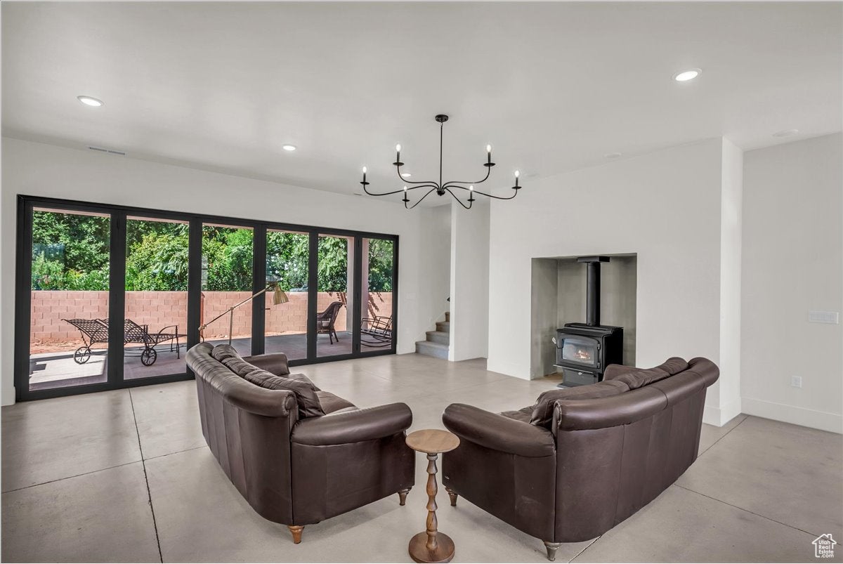 Santa Clara, Utah, 84765, United States, 6 Bedrooms Bedrooms, ,4 BathroomsBathrooms,Residential,Active,1914630