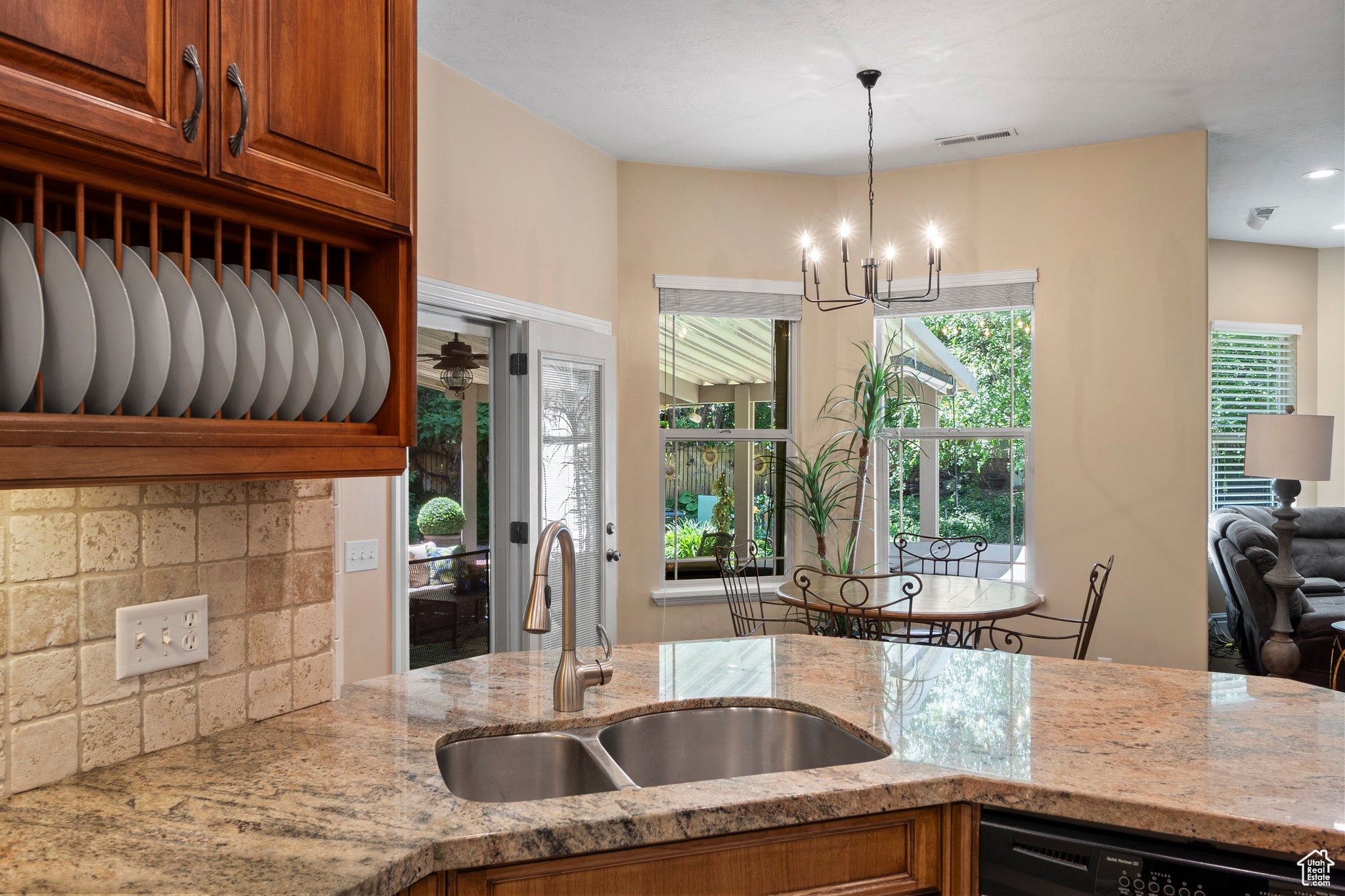 South Weber, Utah, 84405, United States, ,6 BathroomsBathrooms,Residential,Active,1843847