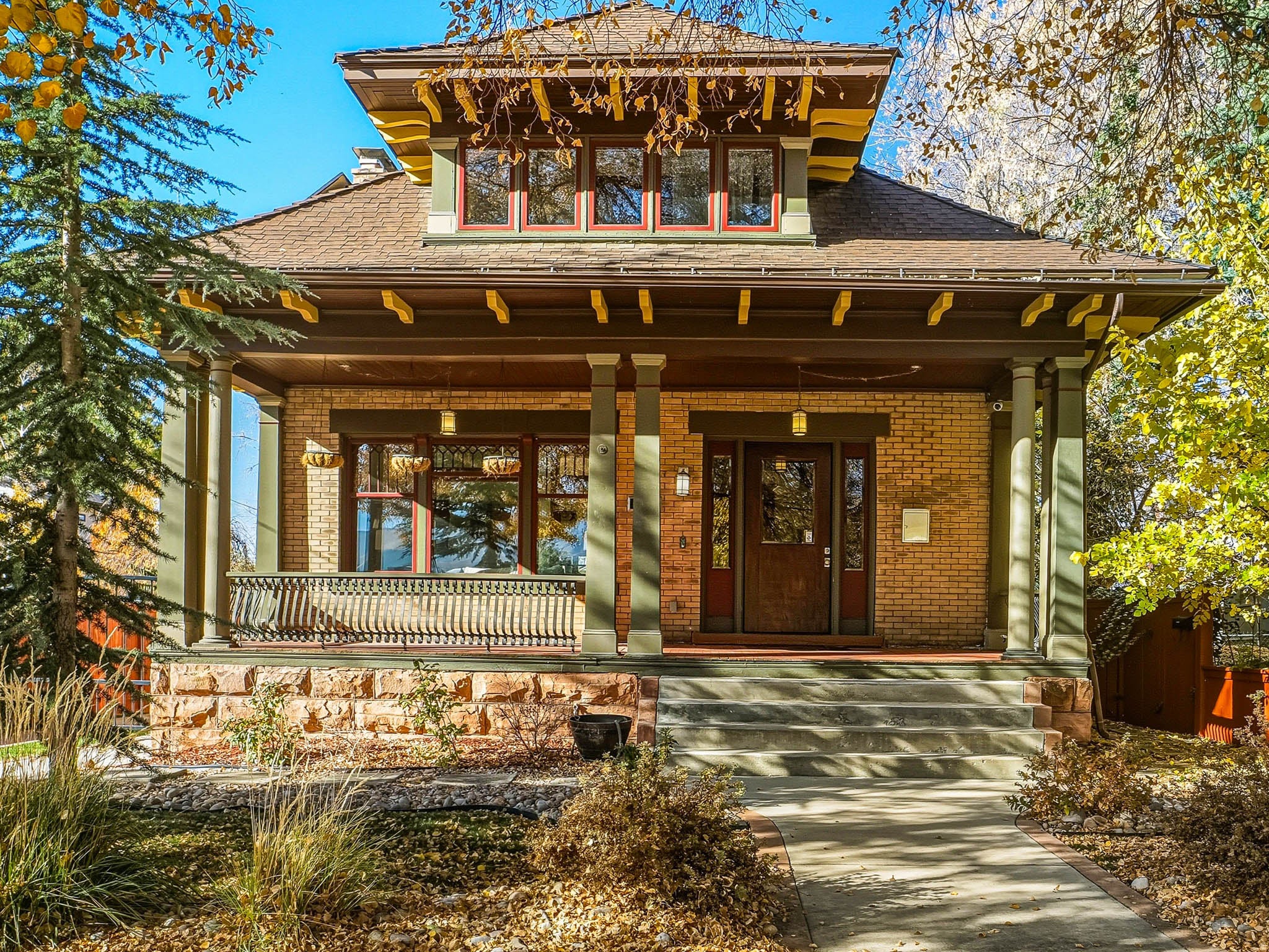 Salt Lake City, Utah, 84105, United States, 6 Bedrooms Bedrooms, ,4 BathroomsBathrooms,Residential,Active,2000214