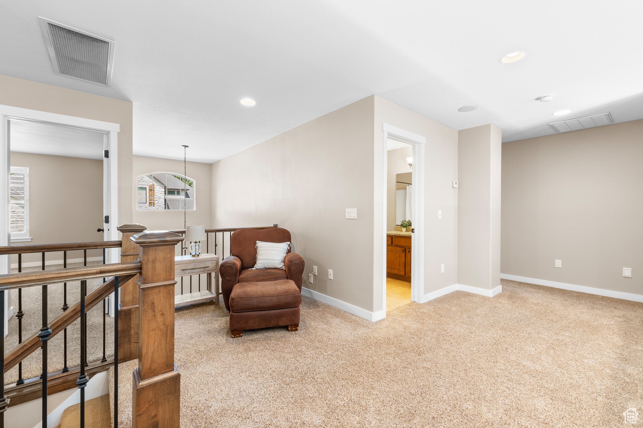 Farmington, Utah, 84025, United States, 4 Bedrooms Bedrooms, ,4 BathroomsBathrooms,Residential,Active,1914760