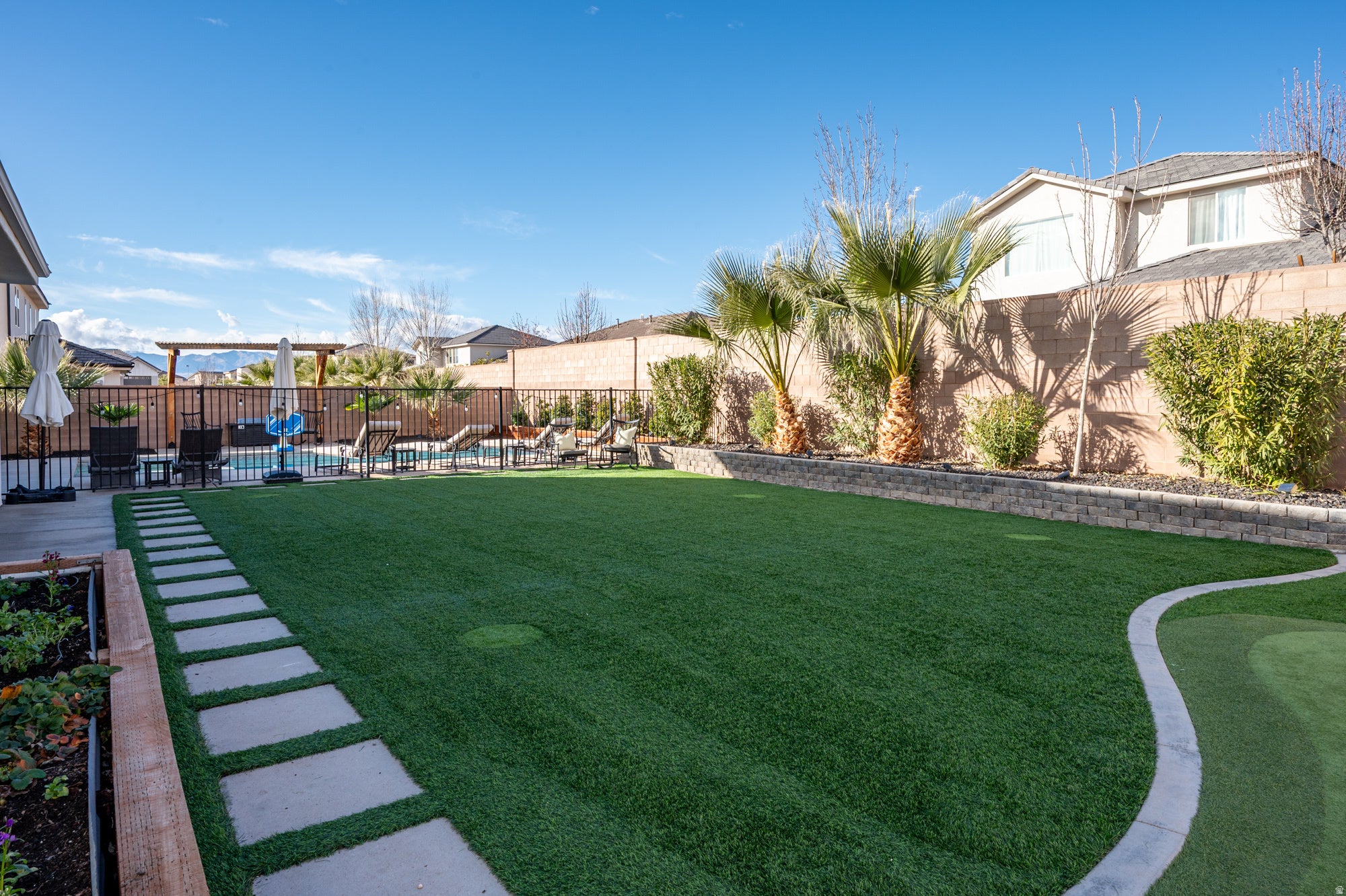 St. George, Utah, 84790, United States, 4 Bedrooms Bedrooms, ,4 BathroomsBathrooms,Residential,Active,2010549