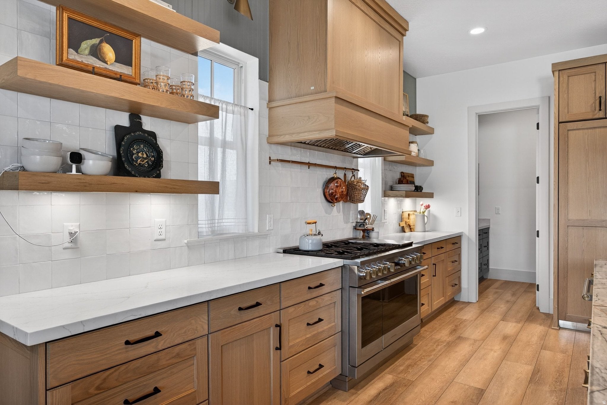 South Jordan, Utah, 84009, United States, 4 Bedrooms Bedrooms, ,4 BathroomsBathrooms,Residential,Active,2006892