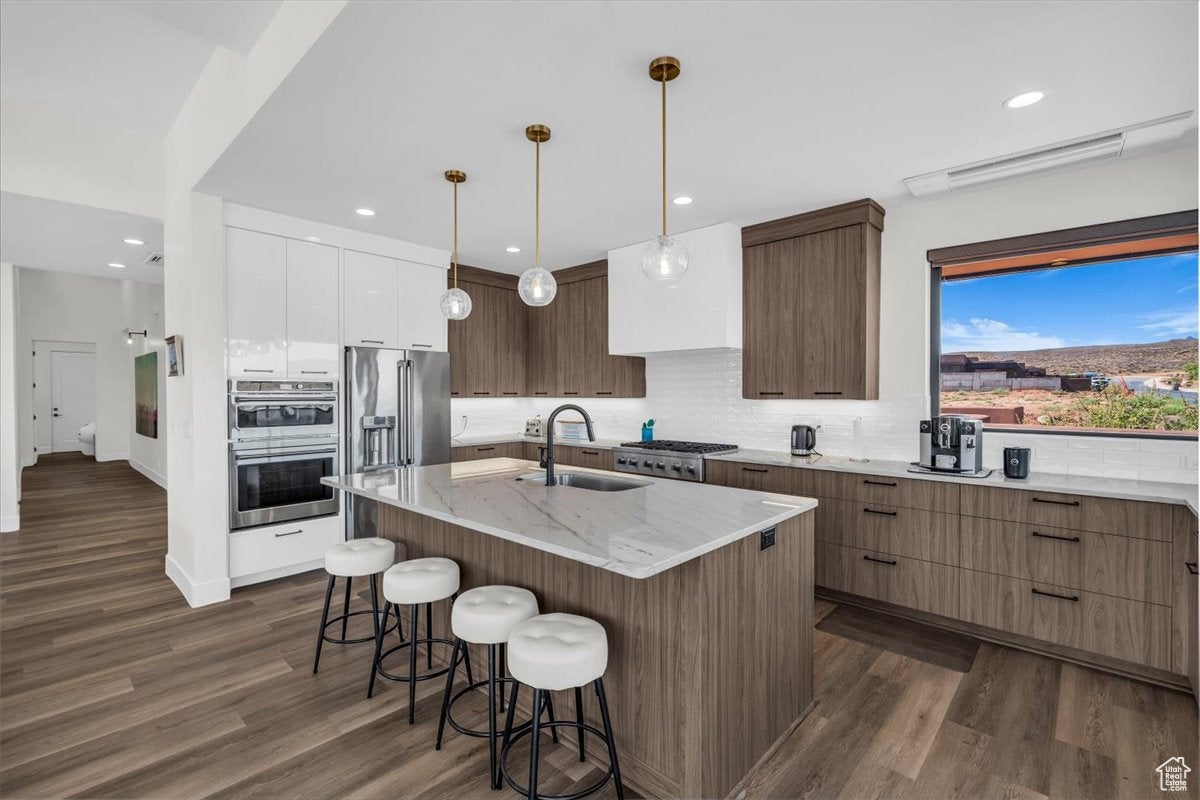 Ivins, Utah, 84738, United States, 3 Bedrooms Bedrooms, ,3 BathroomsBathrooms,Residential,Active,1929457