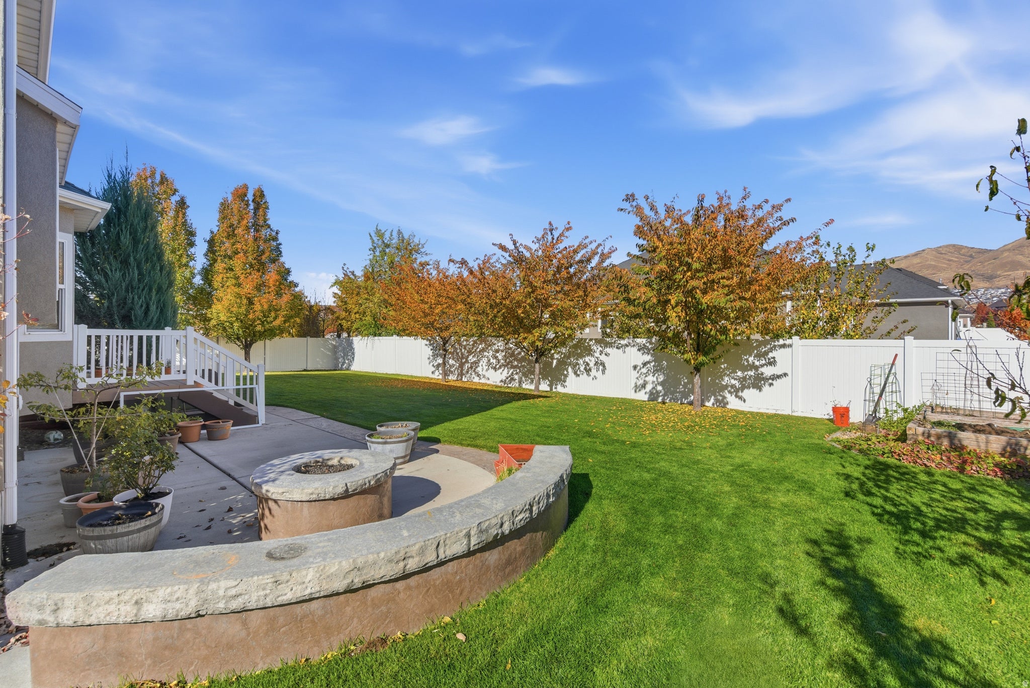 Lehi, Utah, 84043, United States, 7 Bedrooms Bedrooms, ,4 BathroomsBathrooms,Residential,Pending,1987244