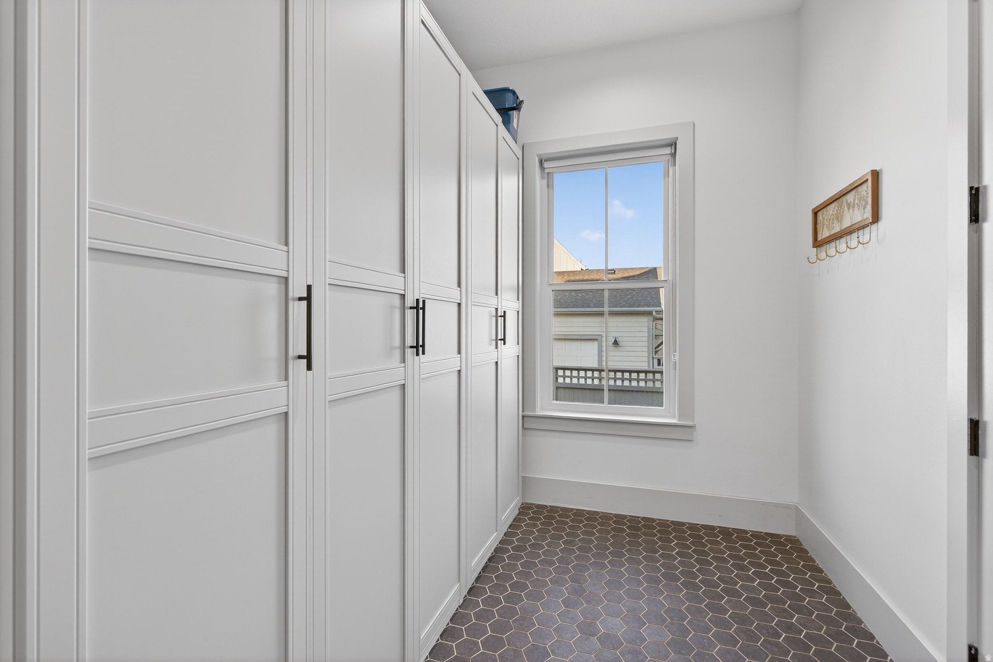 South Jordan, Utah, 84009, United States, 4 Bedrooms Bedrooms, ,4 BathroomsBathrooms,Residential,Active,2006892