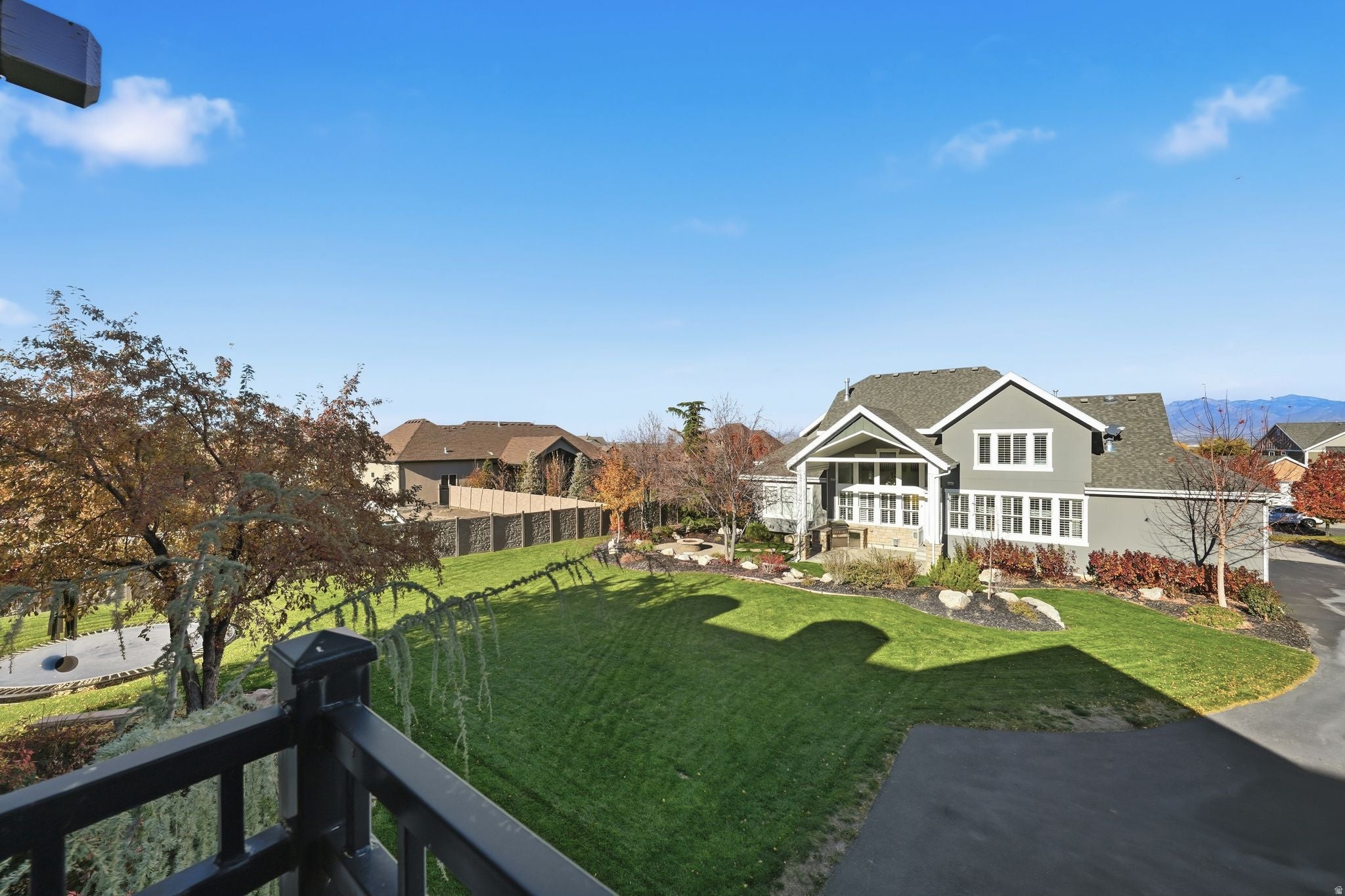 Bluffdale, Utah, 84065, United States, 7 Bedrooms Bedrooms, ,9 BathroomsBathrooms,Residential,Active,1987237