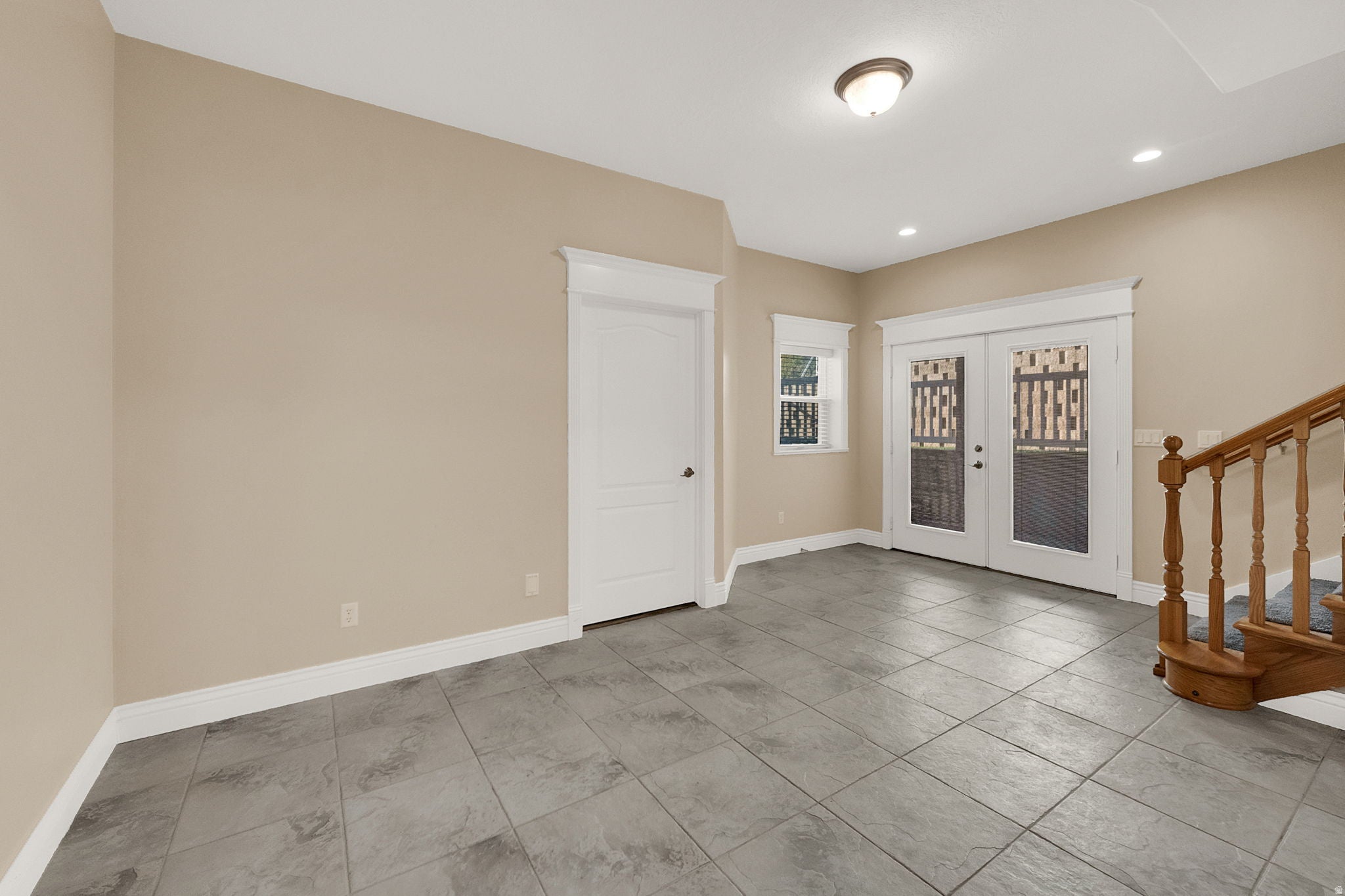 Perry, Utah, 84302, United States, 6 Bedrooms Bedrooms, ,5 BathroomsBathrooms,Residential,Active,2045022