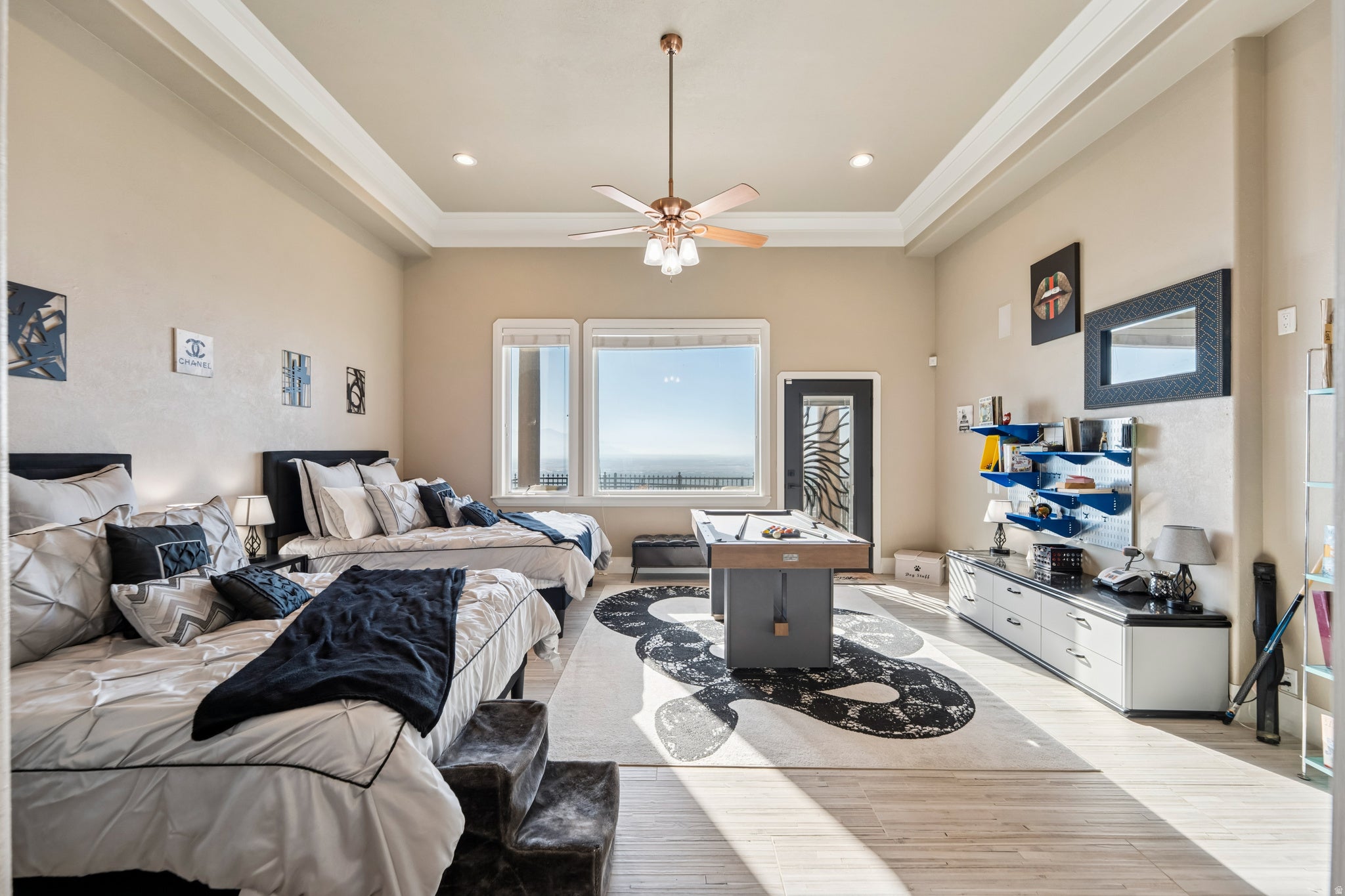 Salt Lake City, Utah, 84103, United States, 5 Bedrooms Bedrooms, ,4 BathroomsBathrooms,Residential,Active,2042745