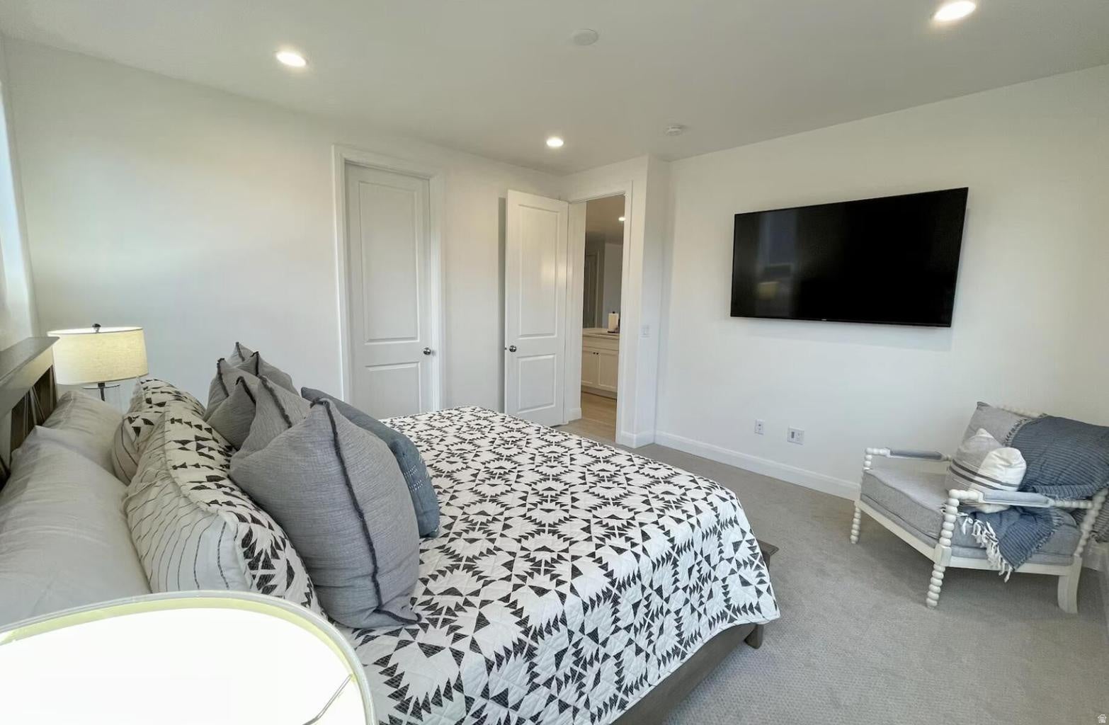Washington, Utah, 84780, United States, 5 Bedrooms Bedrooms, ,5 BathroomsBathrooms,Residential,Active,2045667