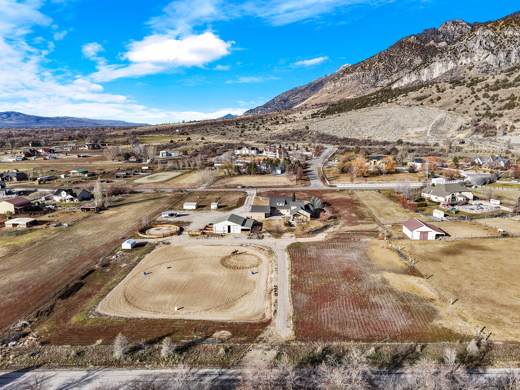 Brigham City, Utah, 84302, United States, 6 Bedrooms Bedrooms, ,4 BathroomsBathrooms,Residential,Active,2015244