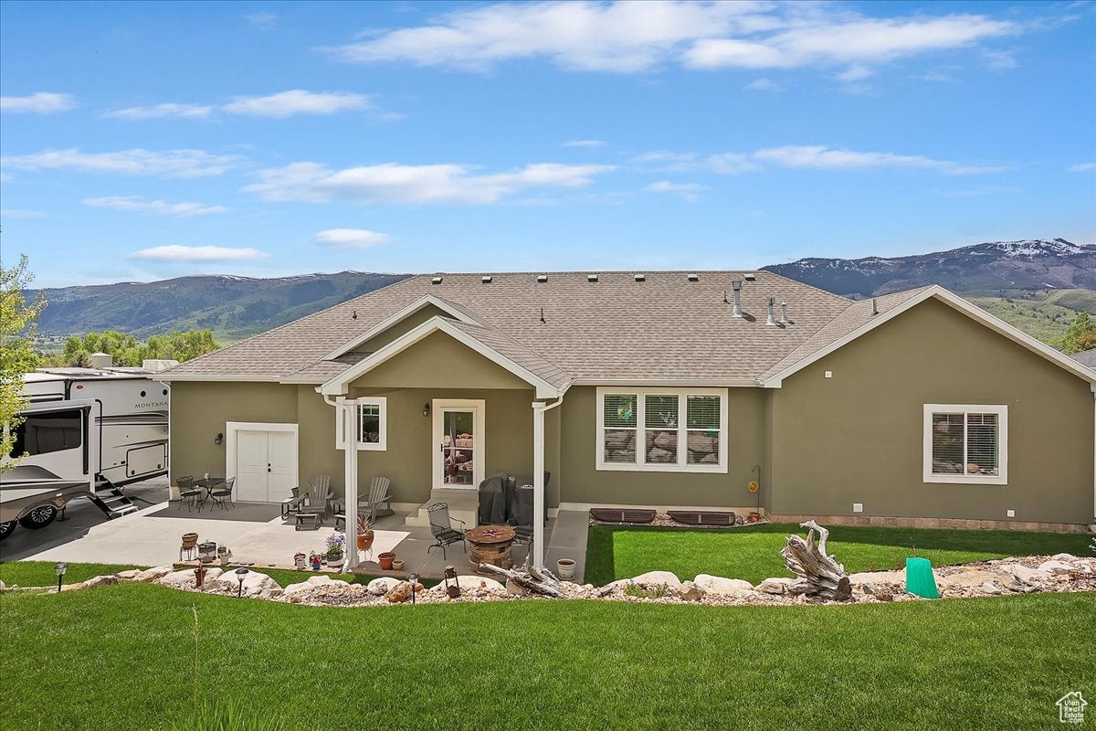 Eden, Utah, 84310, United States, 5 Bedrooms Bedrooms, ,4 BathroomsBathrooms,Residential,Active,1823943