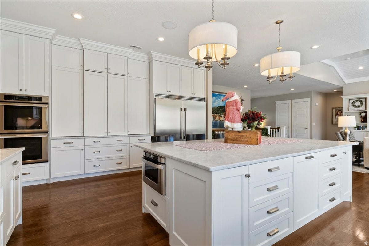 Mountain Green, Utah, 84050, United States, 4 Bedrooms Bedrooms, ,5 BathroomsBathrooms,Residential,Active,2002341