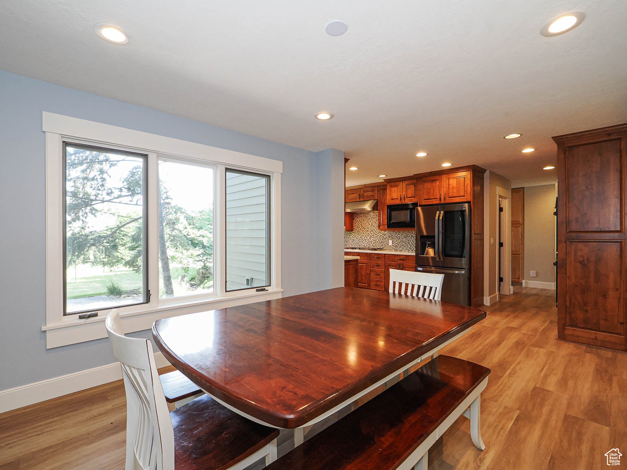 Draper, Utah, 84020, United States, 4 Bedrooms Bedrooms, ,4 BathroomsBathrooms,Residential,Pending,1824917