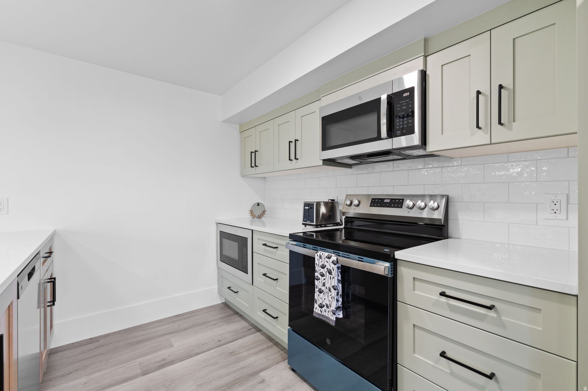 Payson, Utah, 84651, United States, 5 Bedrooms Bedrooms, ,3 BathroomsBathrooms,Residential,Active,2007937