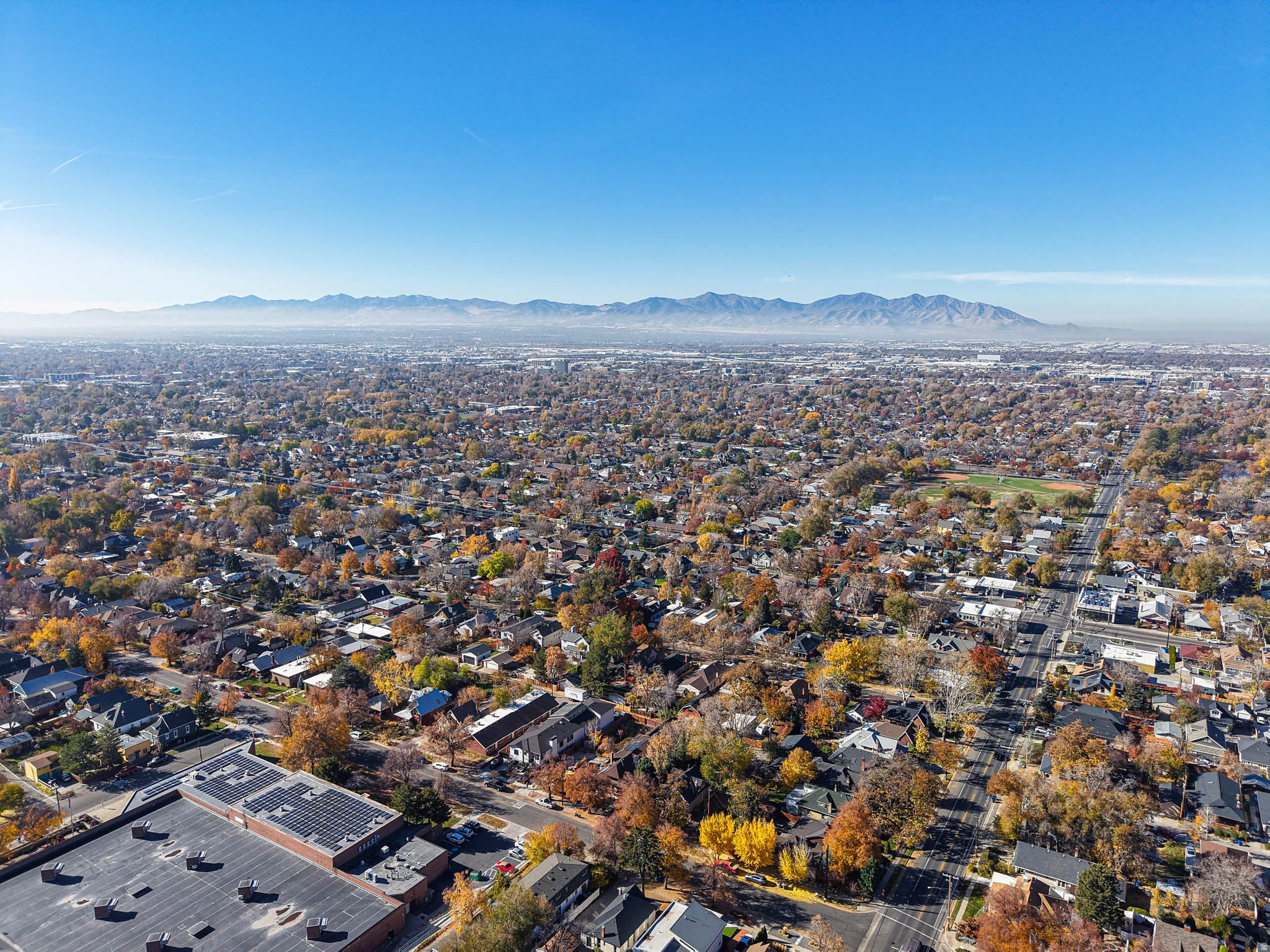 Salt Lake City, Utah, 84105, United States, 6 Bedrooms Bedrooms, ,4 BathroomsBathrooms,Residential,Active,2000214