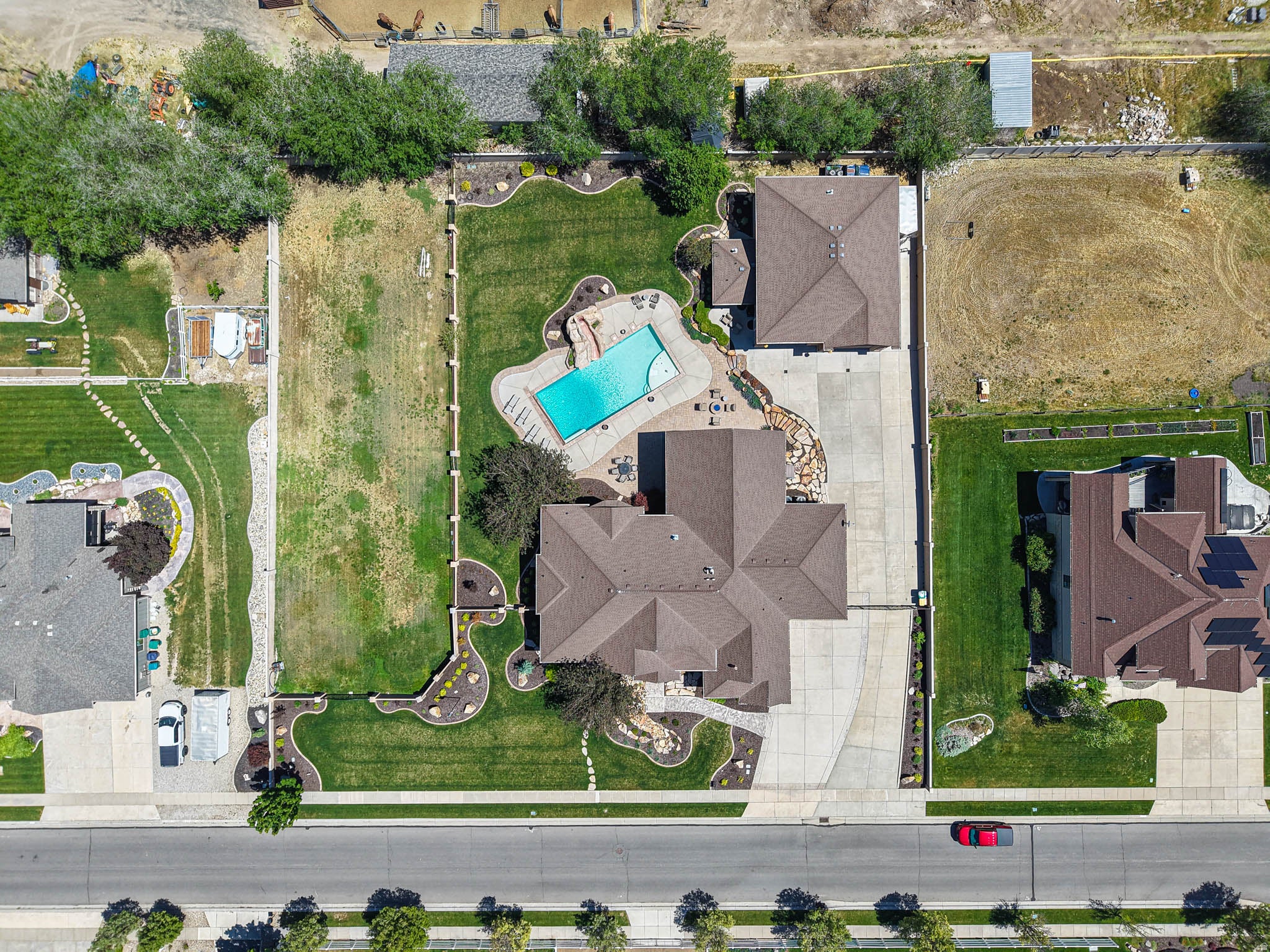 Bluffdale, Utah, 84065, United States, 5 Bedrooms Bedrooms, ,5 BathroomsBathrooms,Residential,Active,2030117