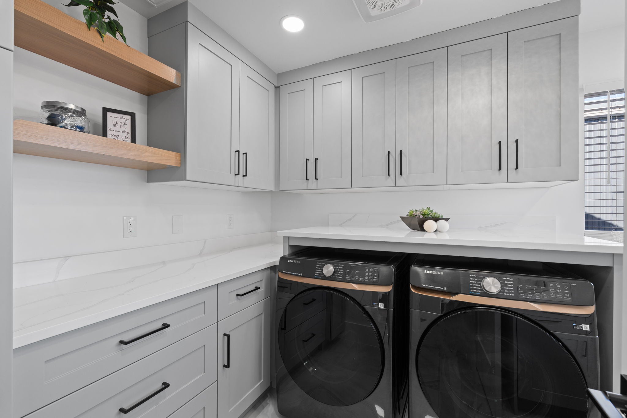 Payson, Utah, 84651, United States, 5 Bedrooms Bedrooms, ,3 BathroomsBathrooms,Residential,Active,2007937